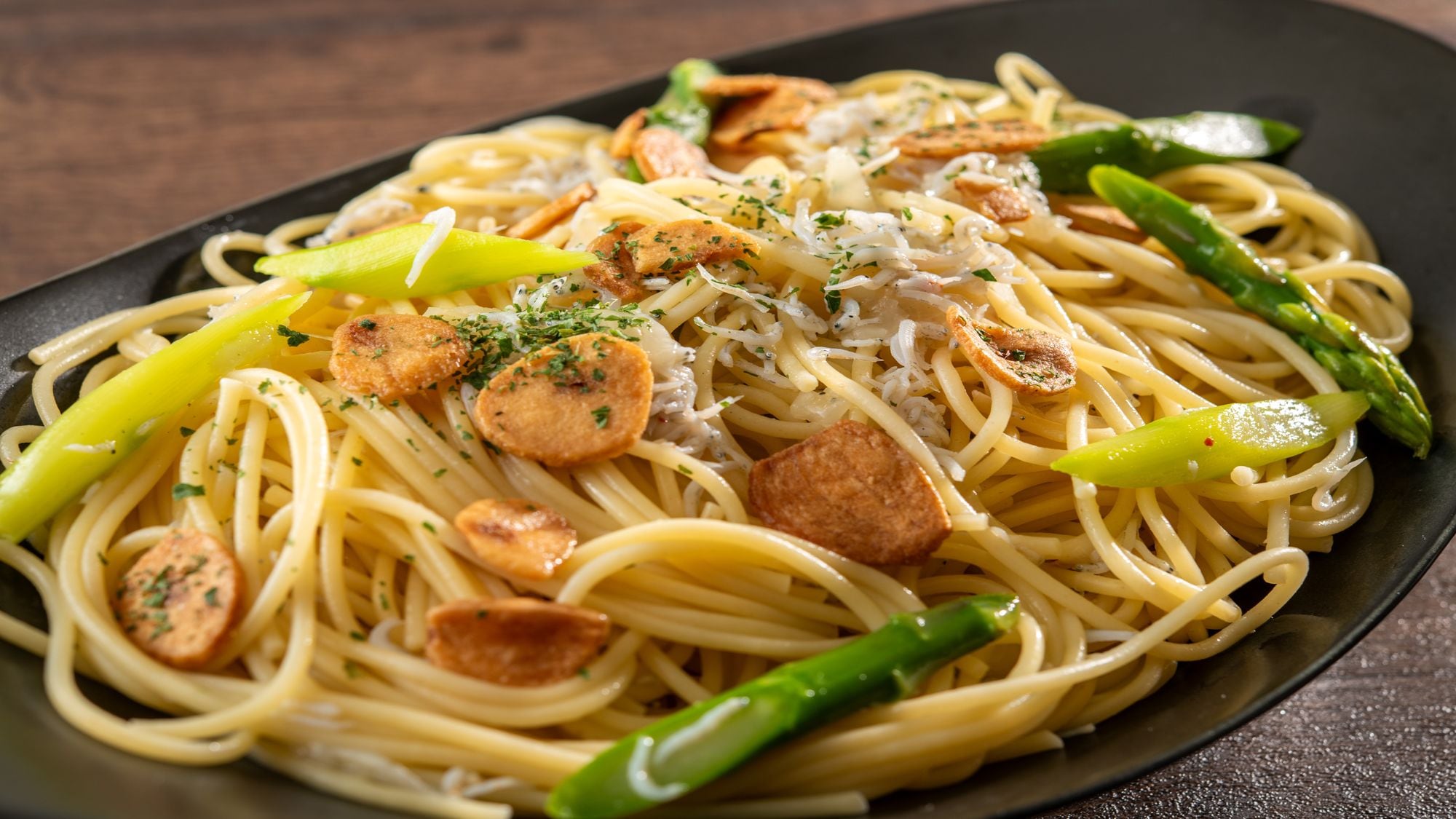 Resort buffet image: Whitebait and asparagus peperoncino