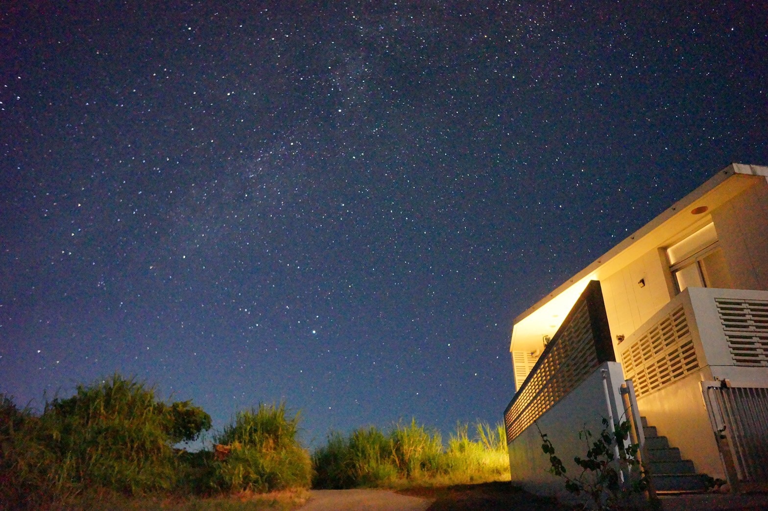 水藍色和星空