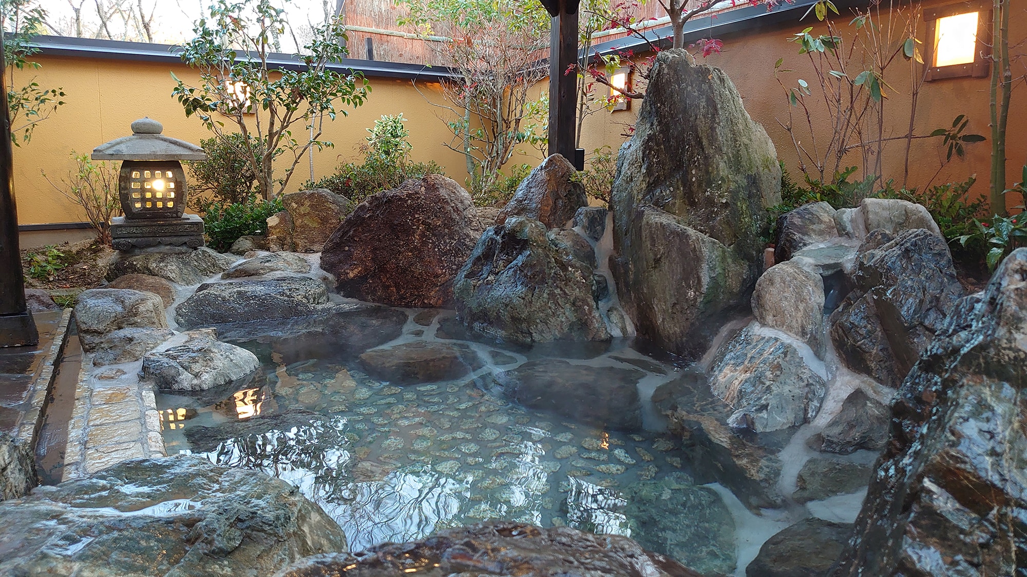 [Yusu no Ma]: Open-air bath