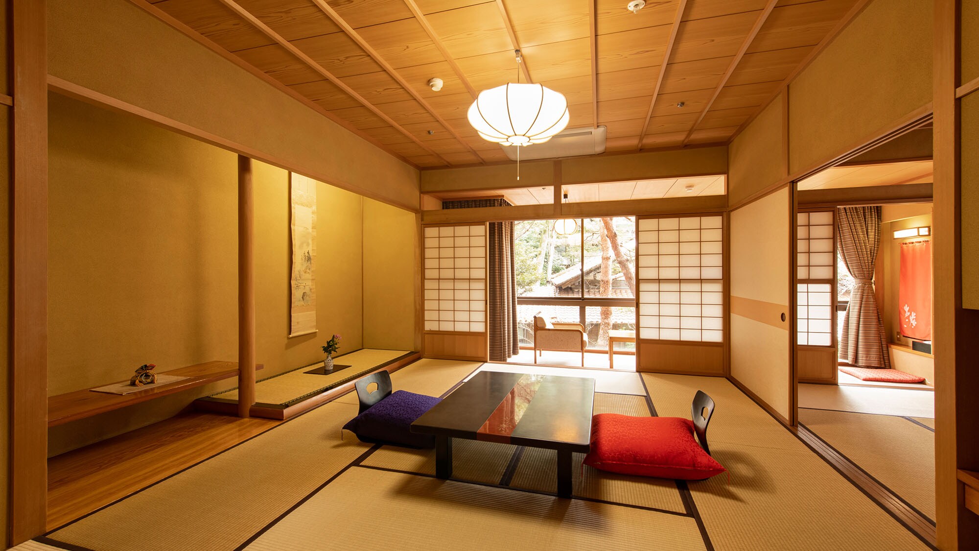 [Choyo Room: Two-story suite] Offers privacy and is ideal for multi-generational families or groups traveling together.