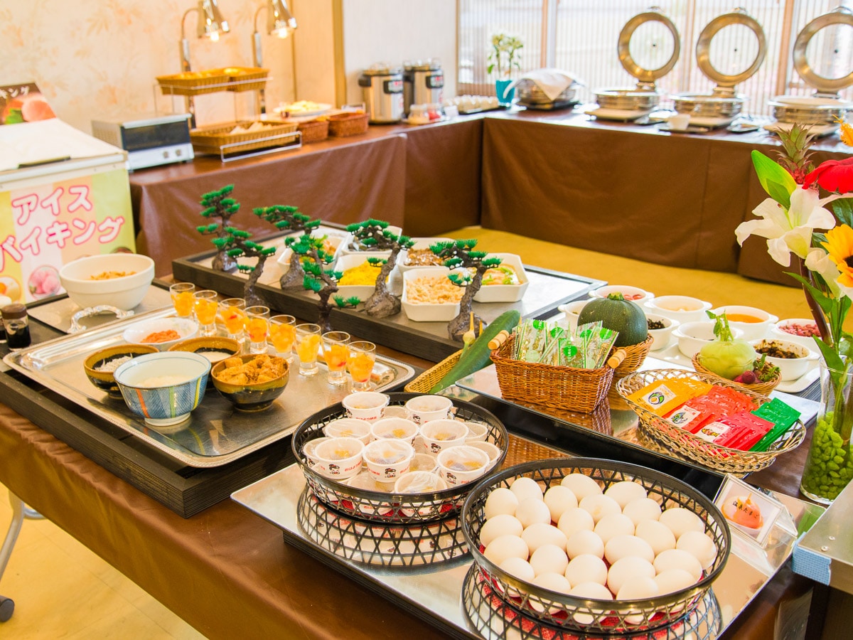 [Buffet] (Breakfast)