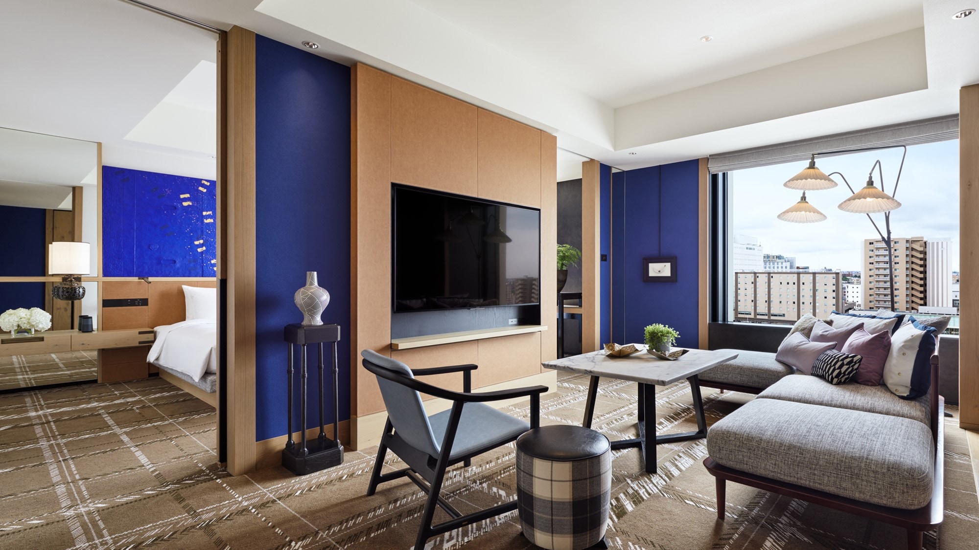 City View King Suite