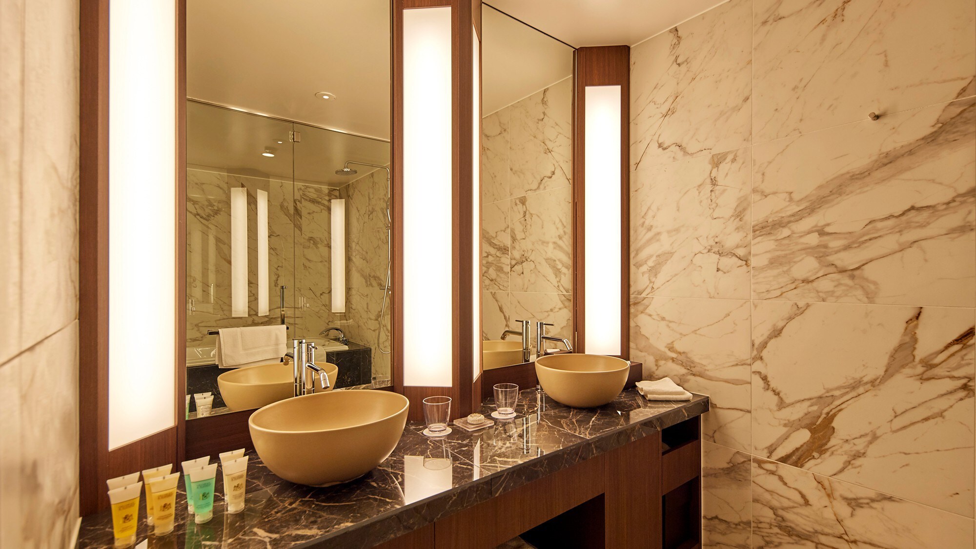 Main building guest room/washstand