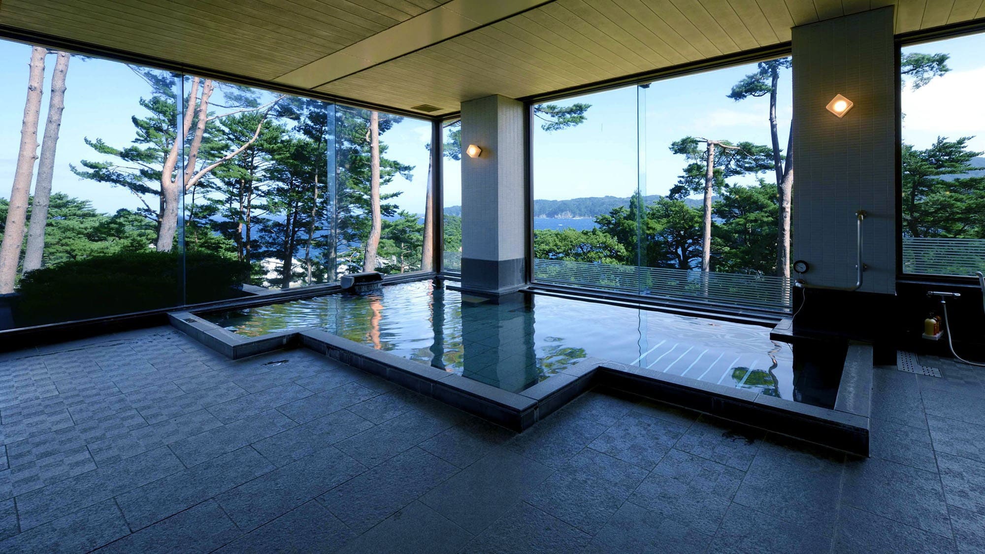 Large public bath (Sake-no-Yu) with a superb view