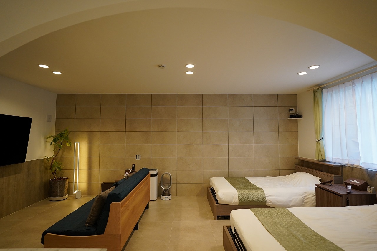 Sunny Villa 2