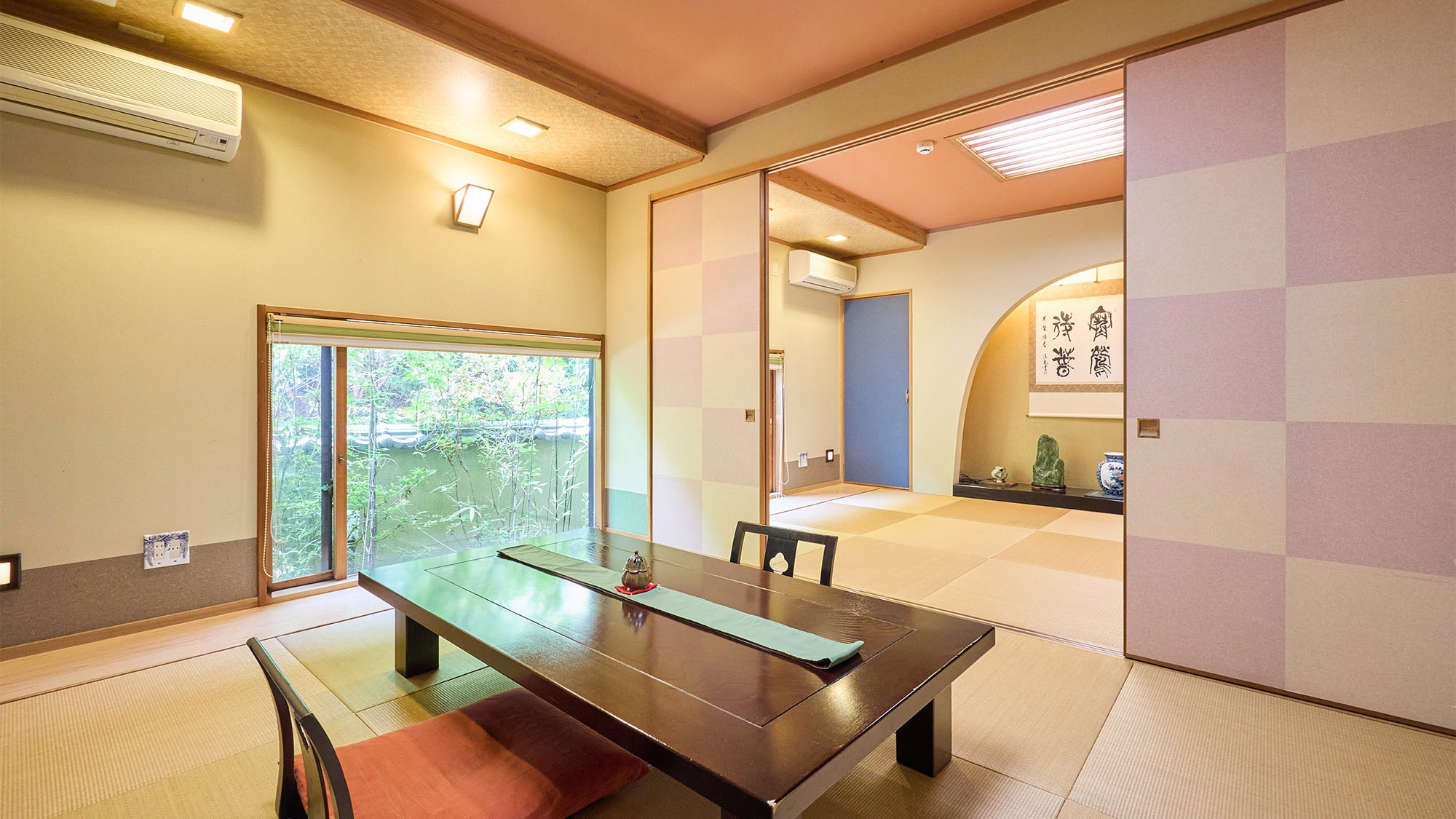 ・[Okuchidori Annex] The soft tatami room is perfect for a stay-at-home trip.