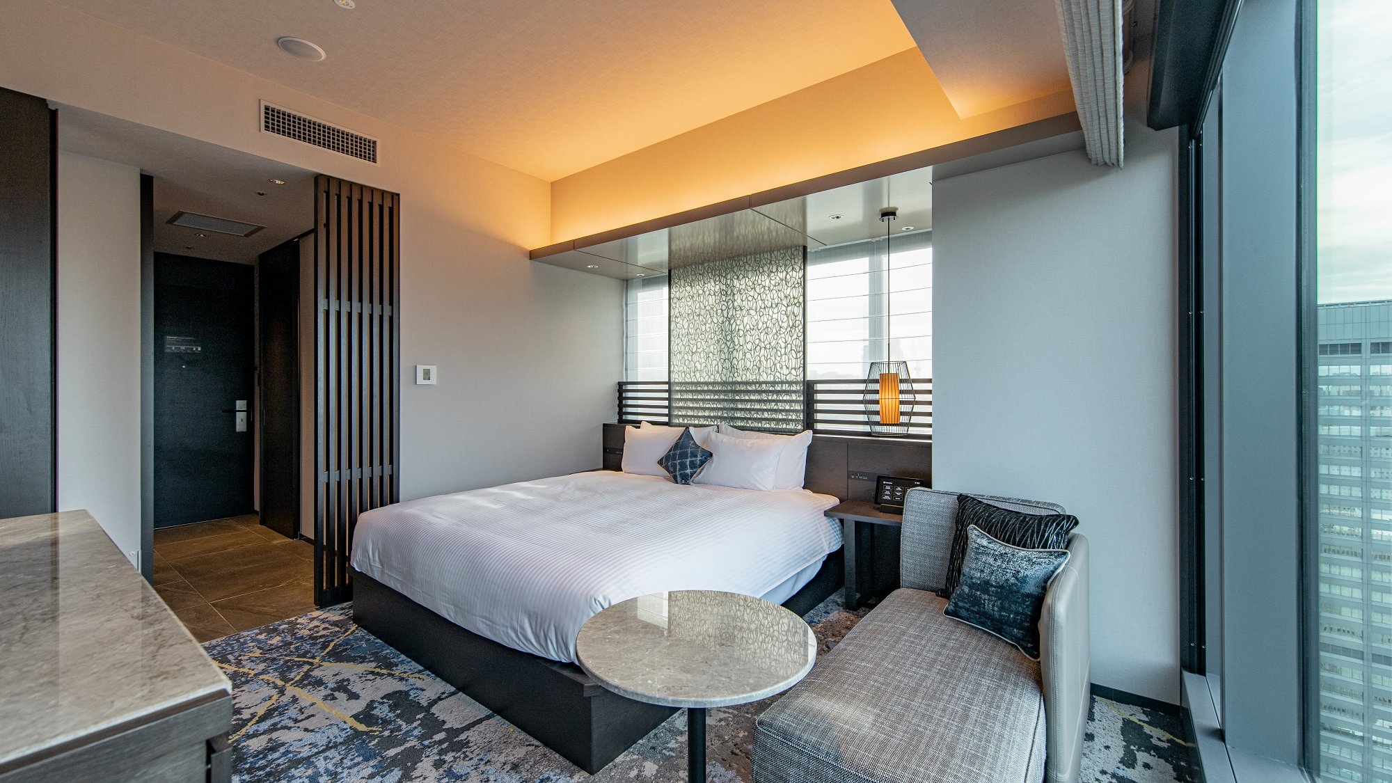 [Deluxe corner king] Ukuran 31 m², lebar tempat tidur 180 cm