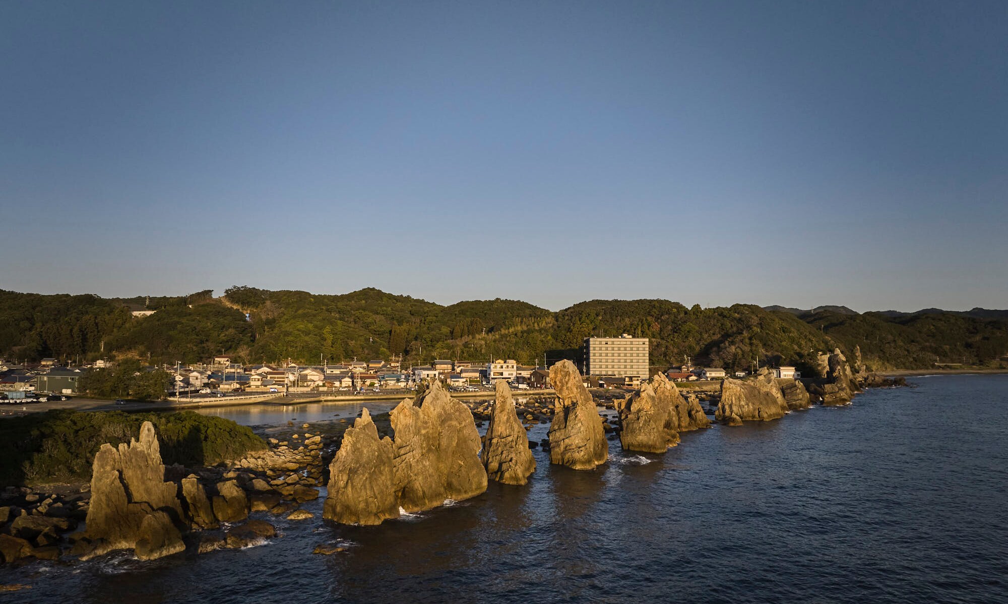 Exterior: Use our hotel as your base to discover the hidden charms of the area.