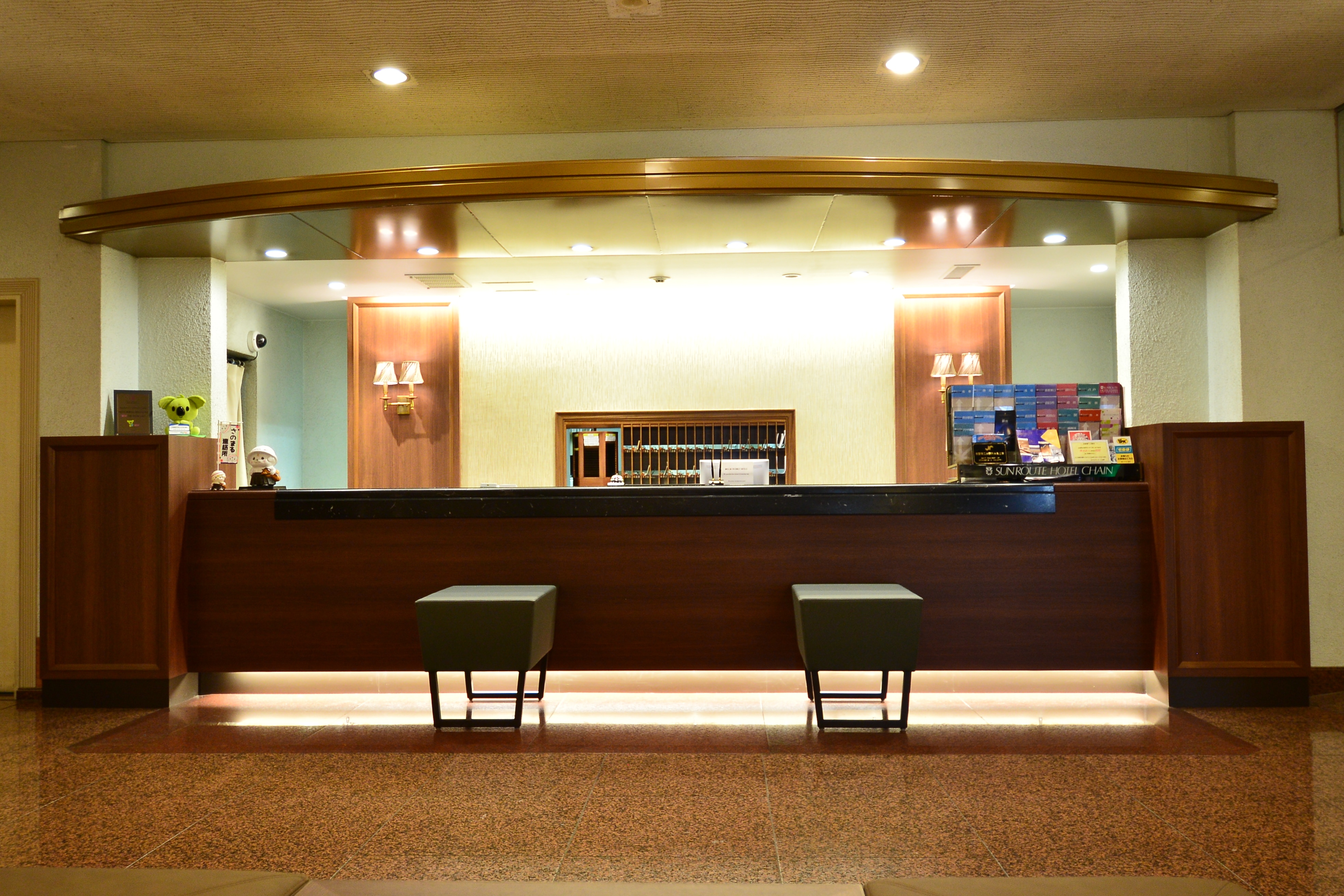 1st floor: Front desk