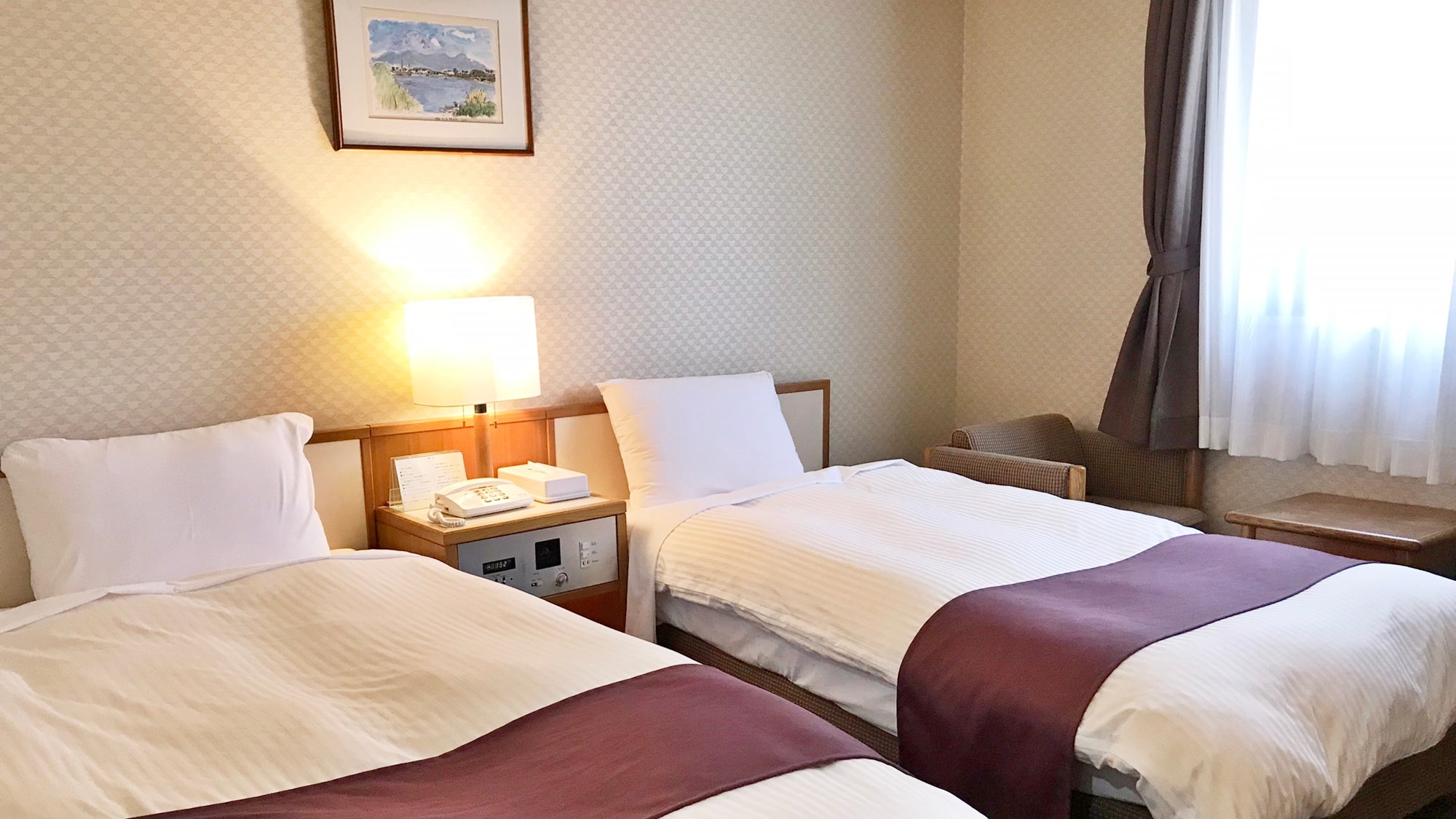 *[Twin Room] Enjoy a relaxing stay in a room that combines traditional beauty with a modern feel.