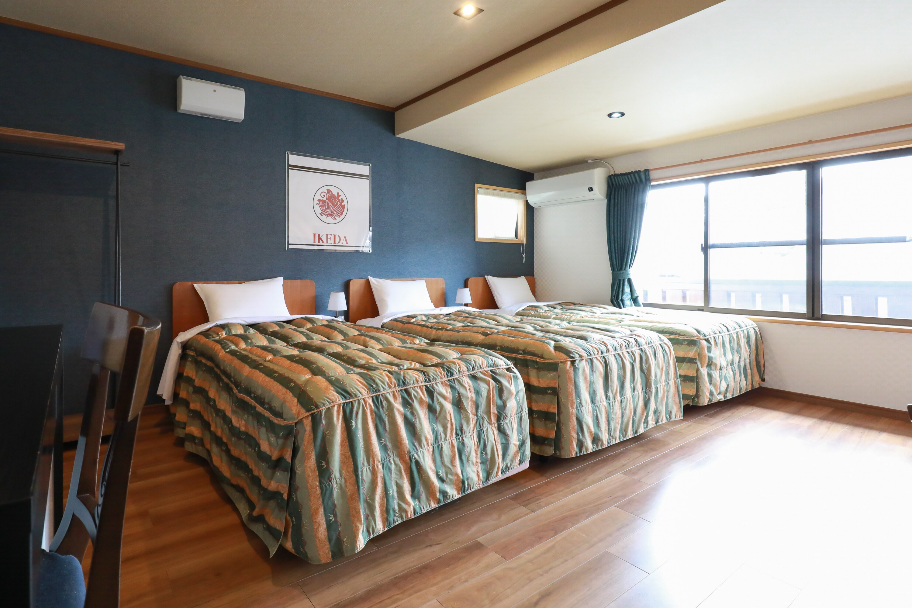 [Kura INN family crest] Ikeda 2nd floor