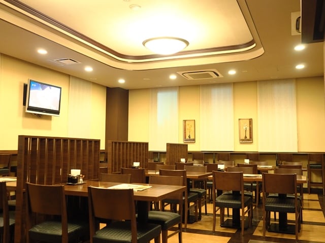 ~Restaurant~ The restaurant has soft lighting and a relaxing, calm atmosphere.