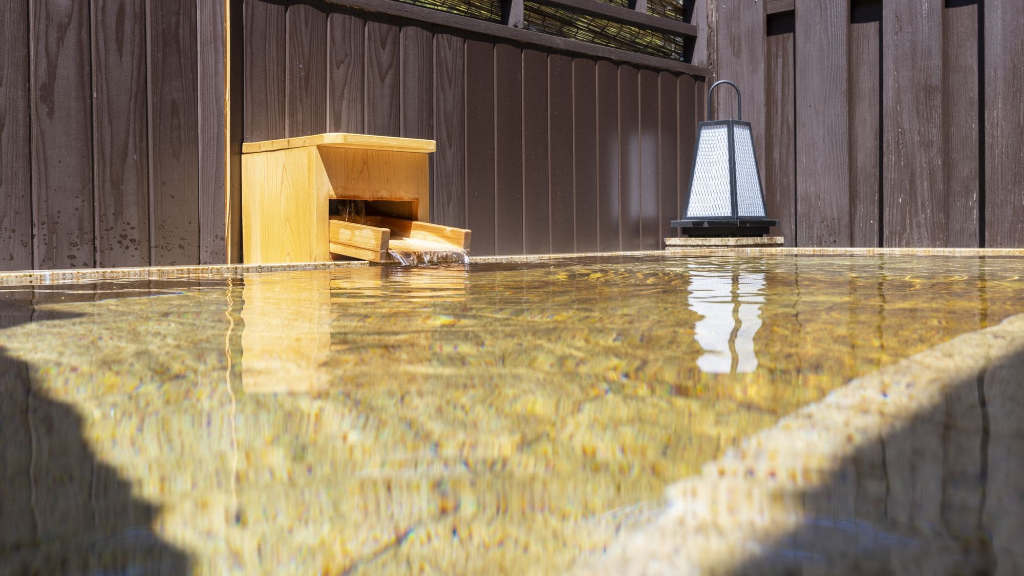 露天風呂（昼）