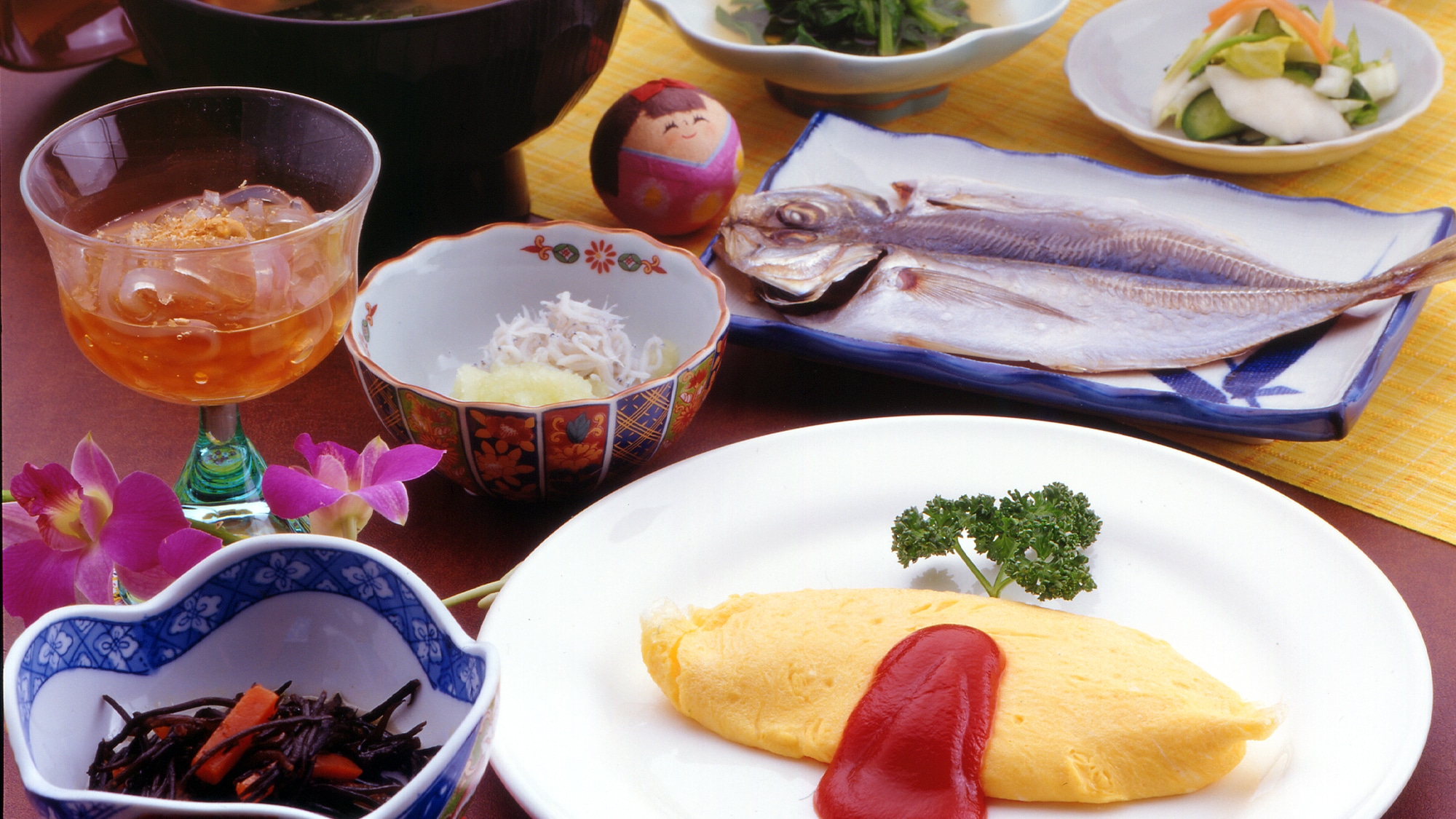 [Breakfast example] Fluffy omelette and the popular classic! Dried horse mackerel