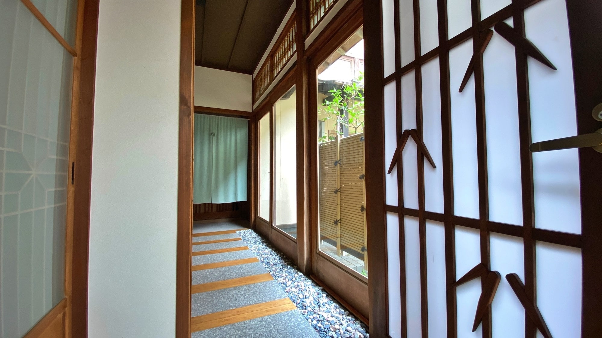 [Kyoto style/wooden house] Special room | 8 tatami mats + bedroom + massage machine