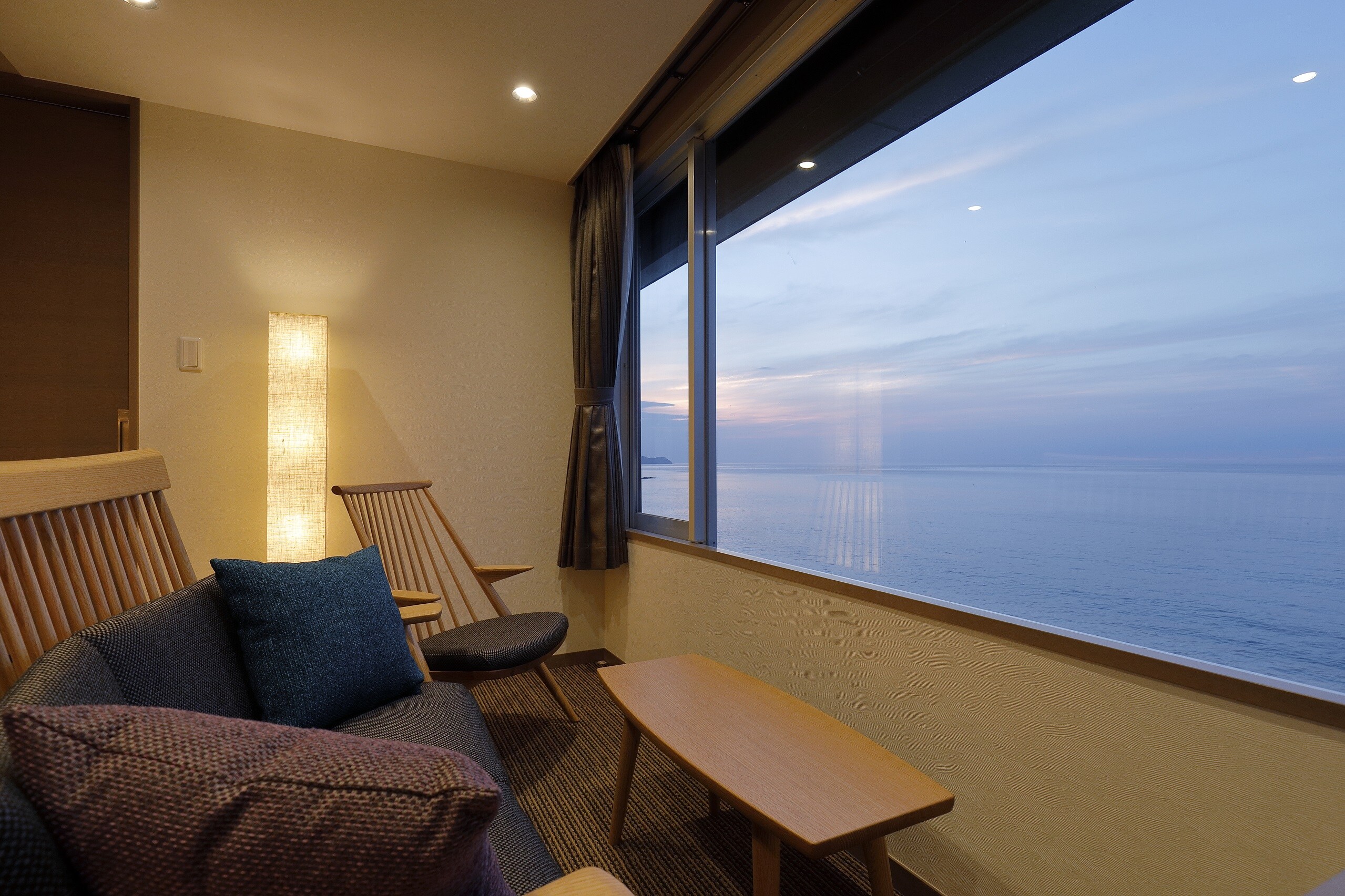 Pemandangan dari kamar premium Jepang