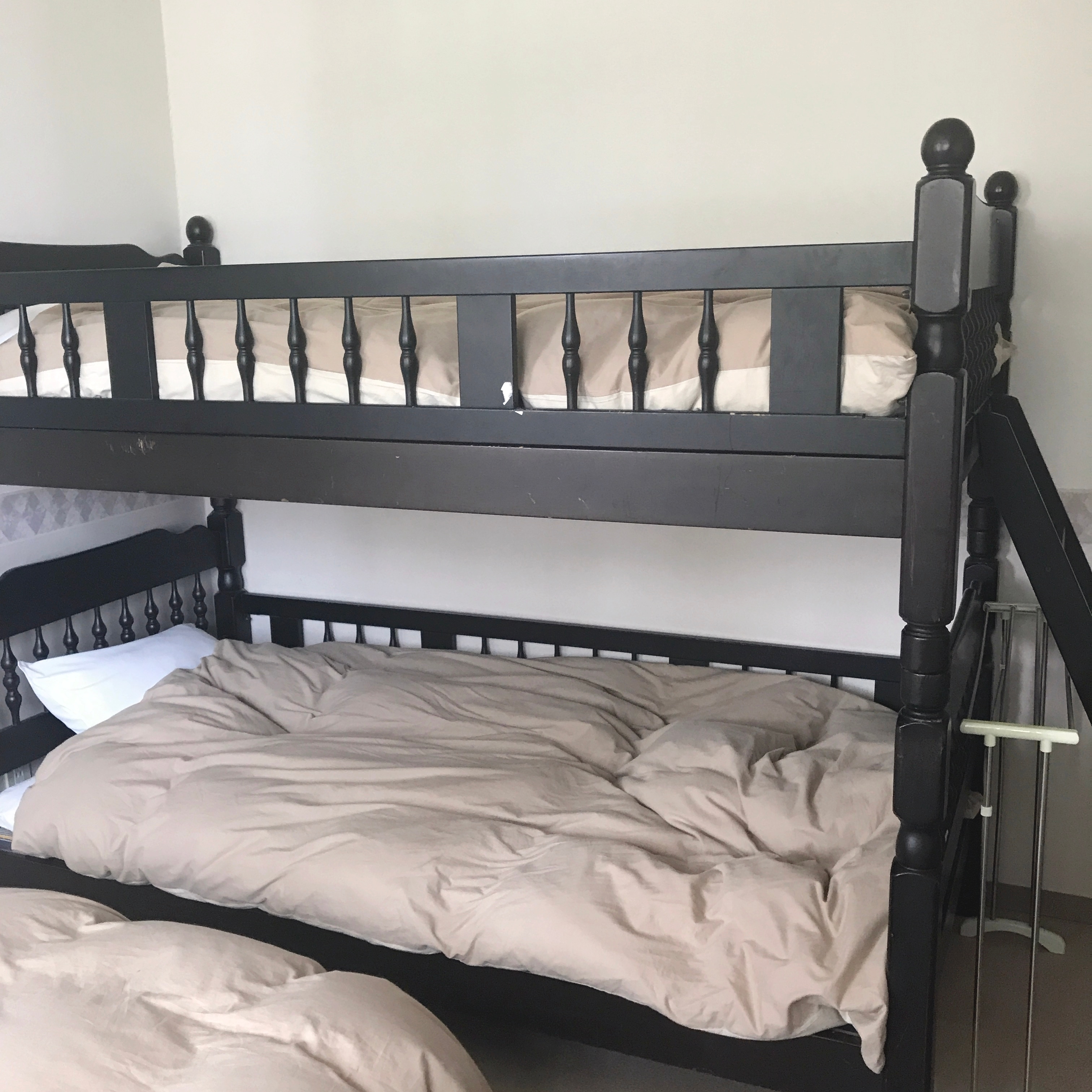 Western-style room 1 has bunk beds.