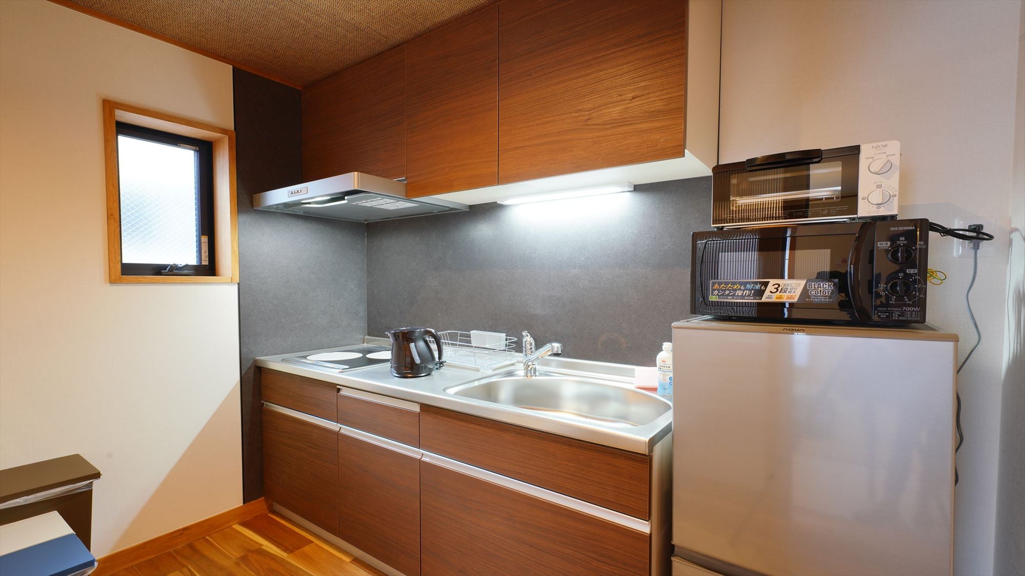 1BR (2DK/60 sqm/maximum 6 people): Western-style room + Japanese-style room