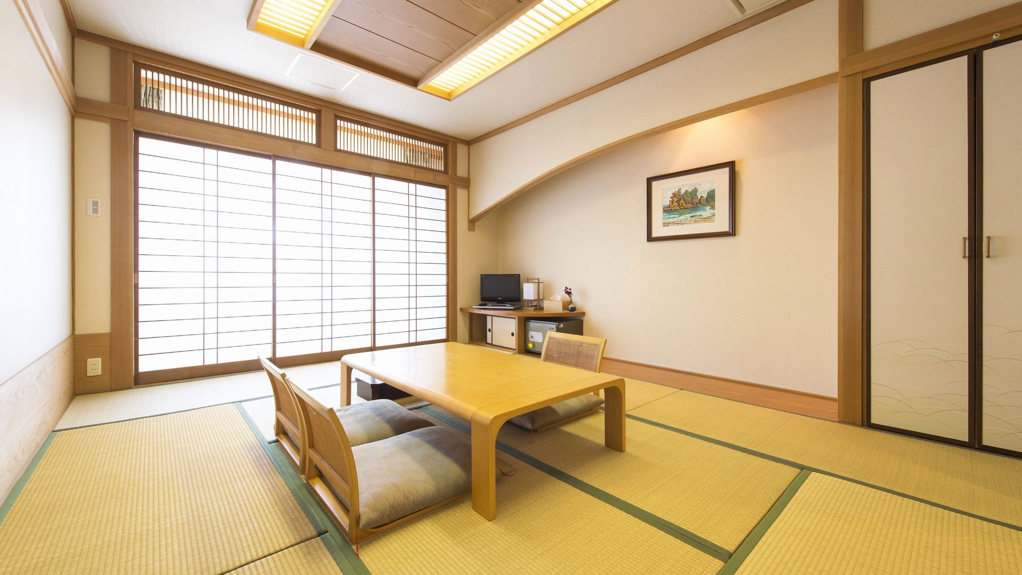 [Non-smoking] Japanese-style room 10 tatami / 32 m2 (antibacterial tatami)