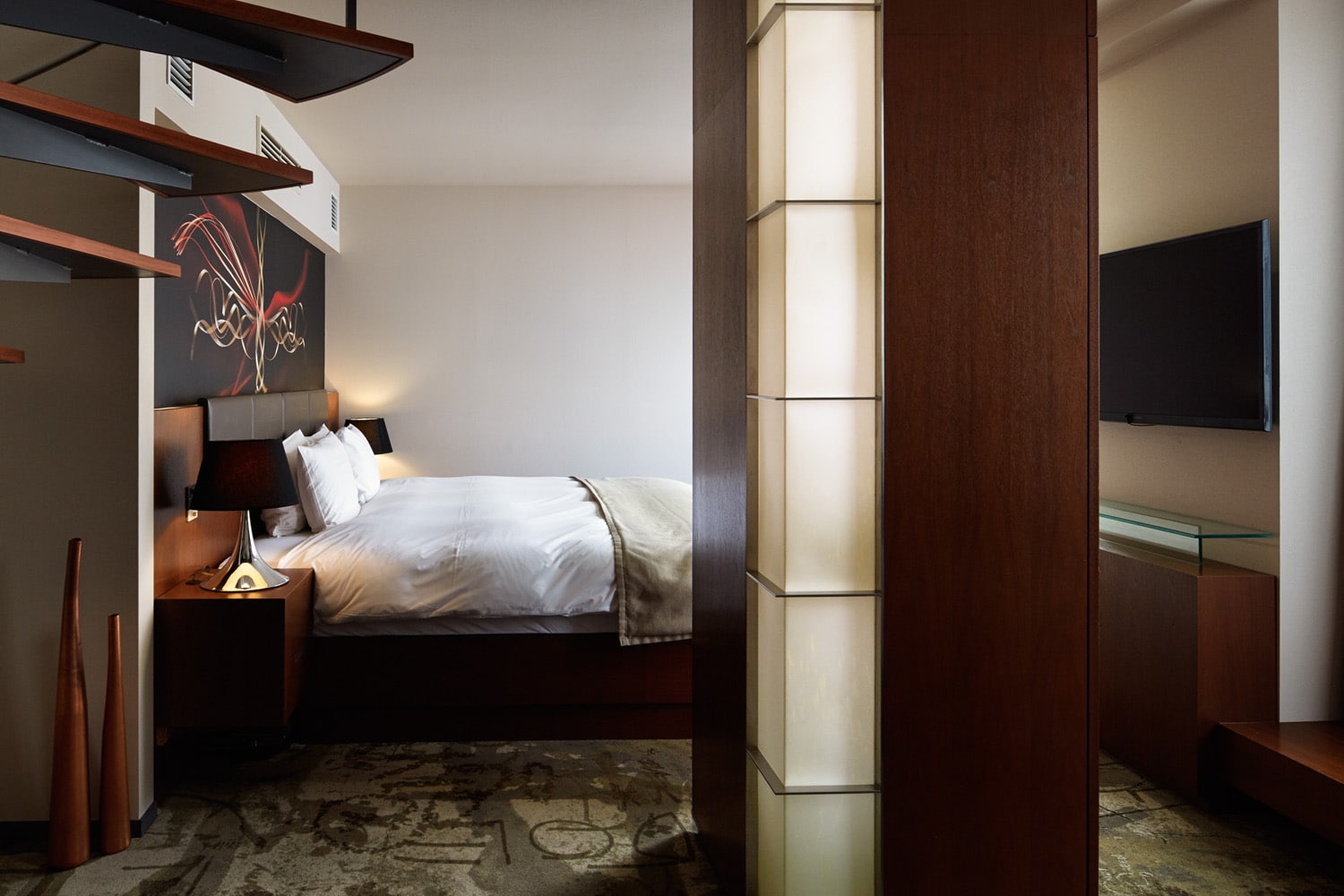 Cozy sweet bed side N