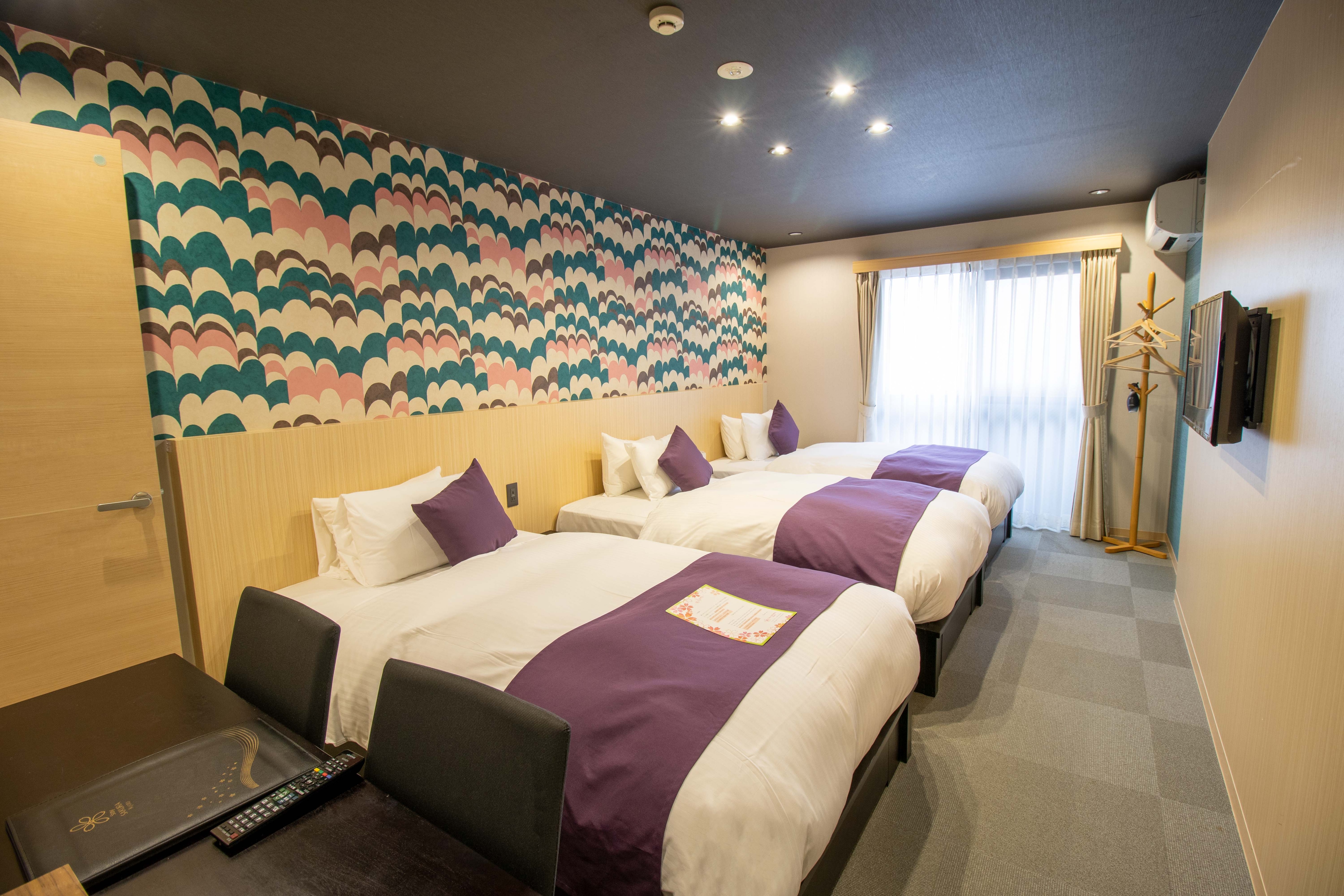 Superior triple room (example)