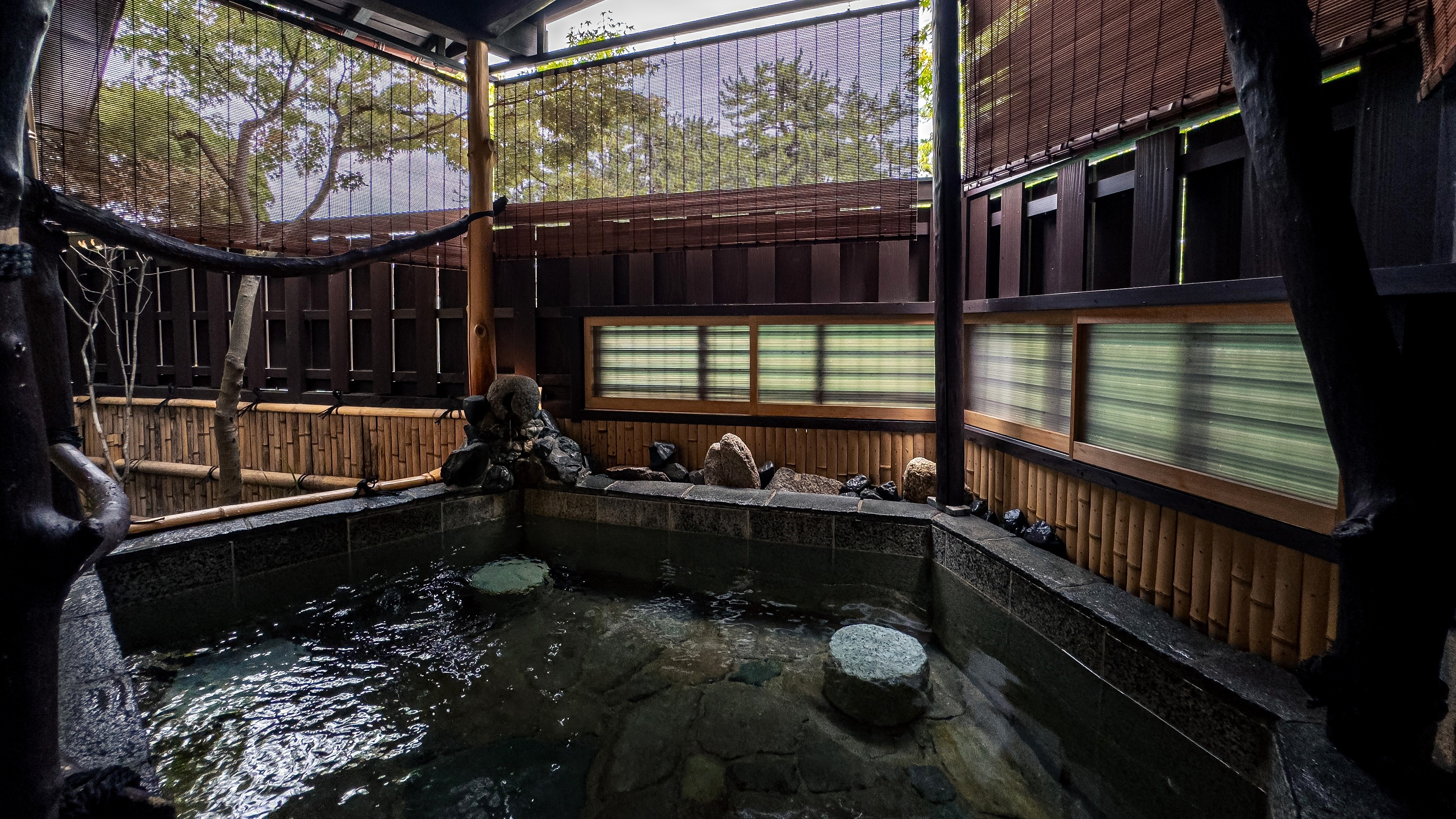 [Amanohashidate Onsen] Open-air bath overlooking the Amanohashidate Kaisenkyo Bridge