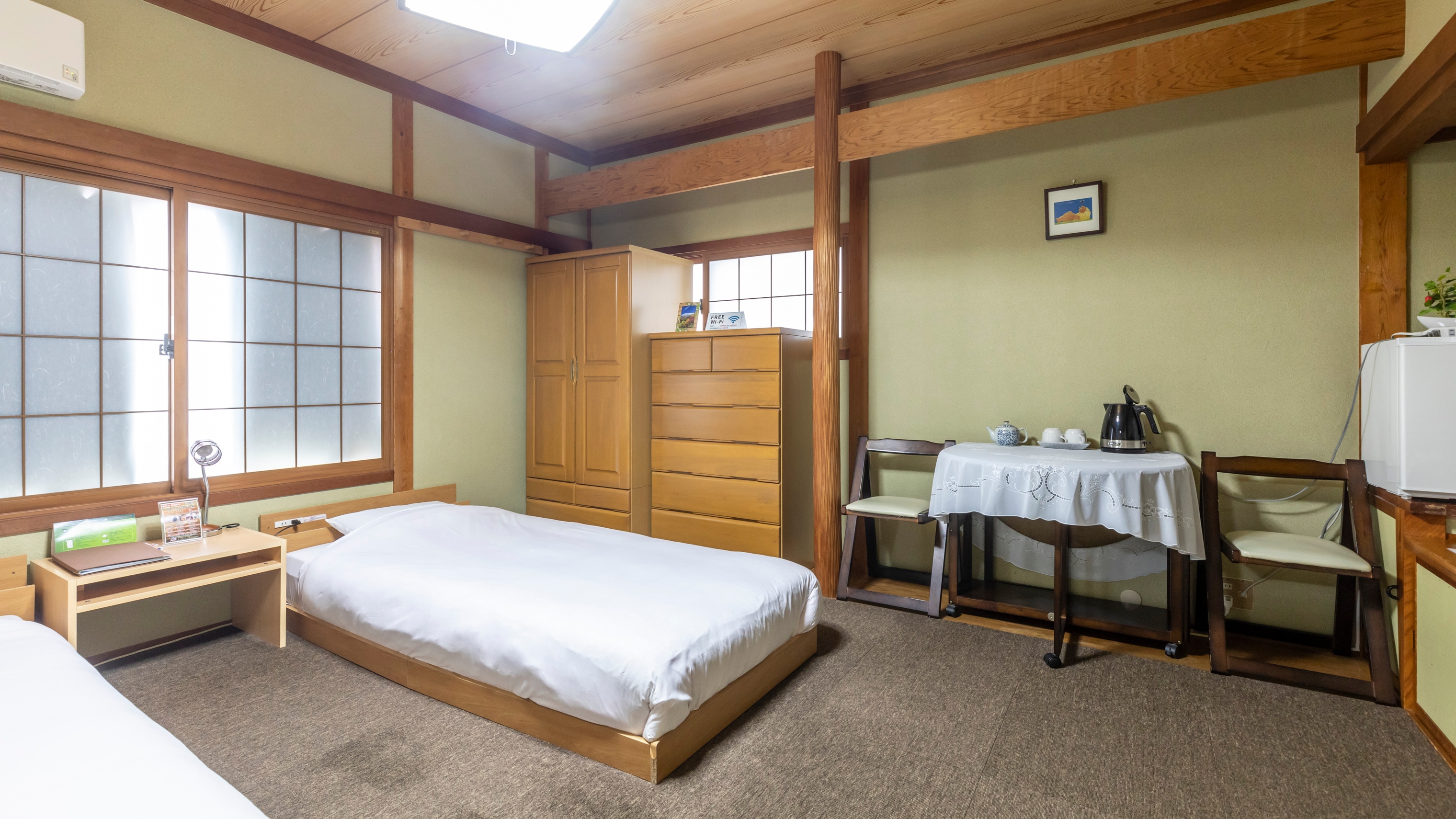 [Non-smoking] Twin room (no bath)