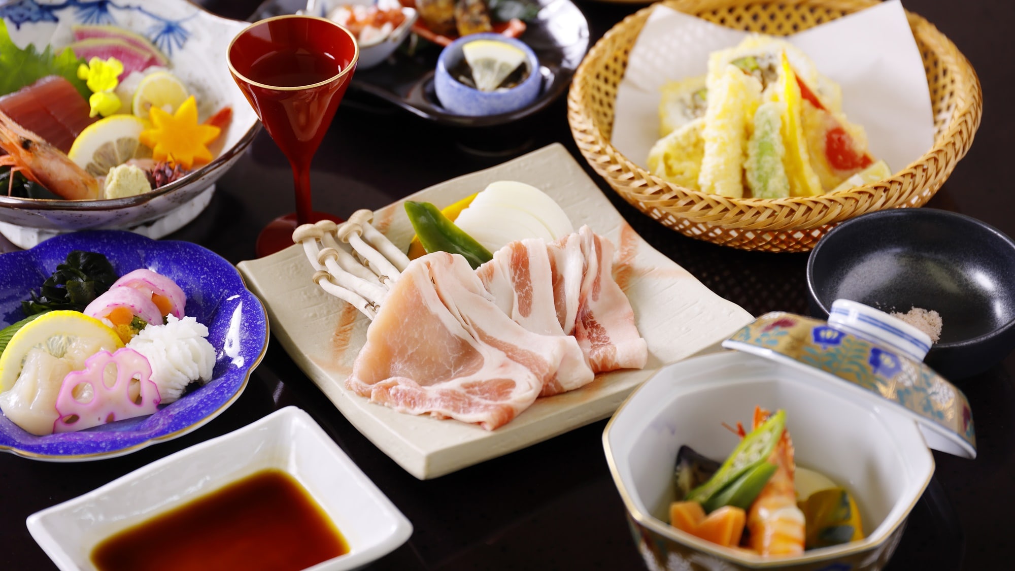 ★【標準懷石料理】使用大和豬肉的時令懷石料理