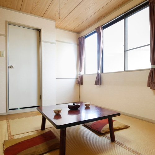 ■Phòng theo phong cách Nhật Bản (dành cho 1-4 người) [Bờ sông Kamogawa] ■＜Wi-Fi miễn phí＞