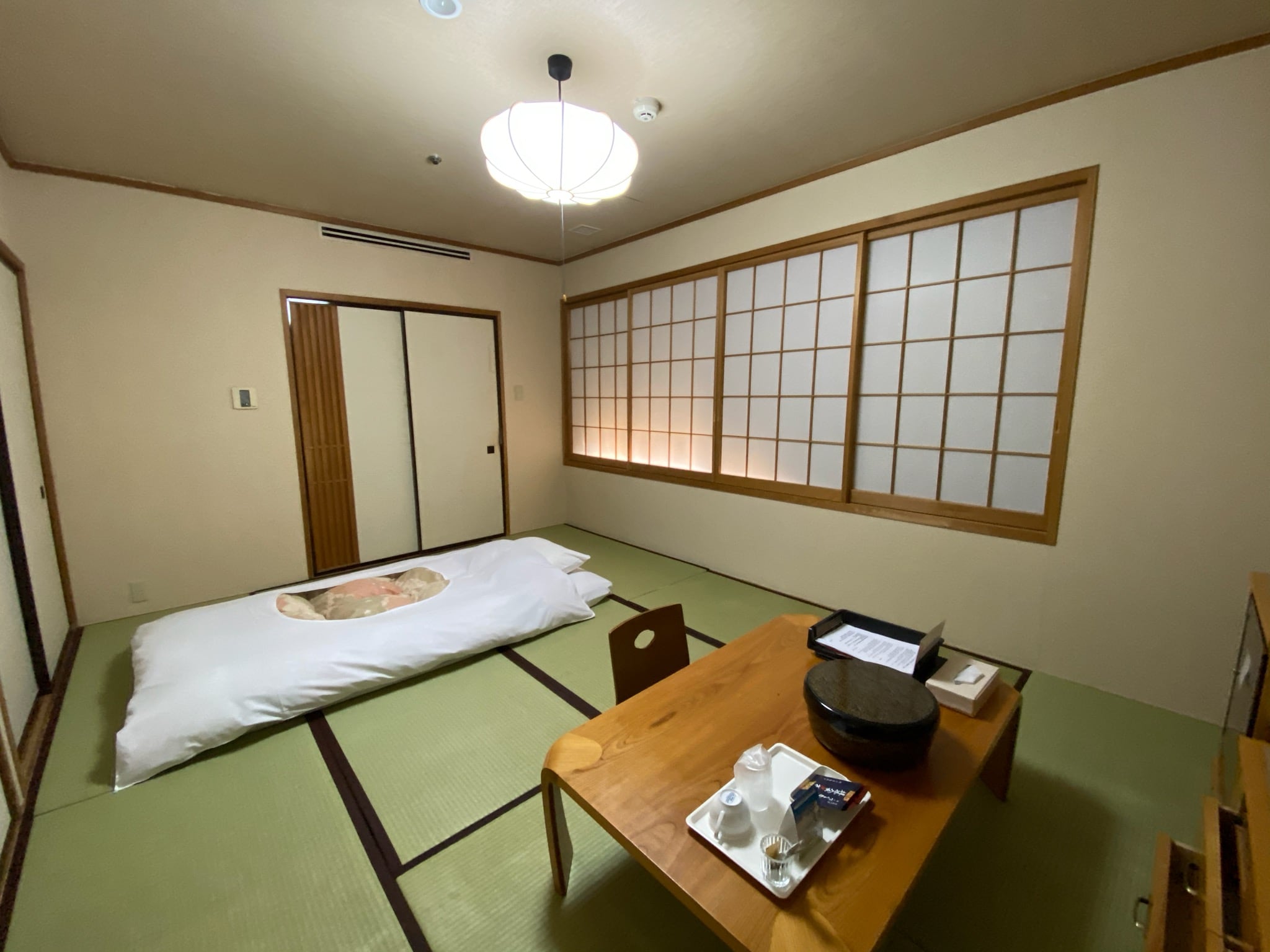 Japanese-style room