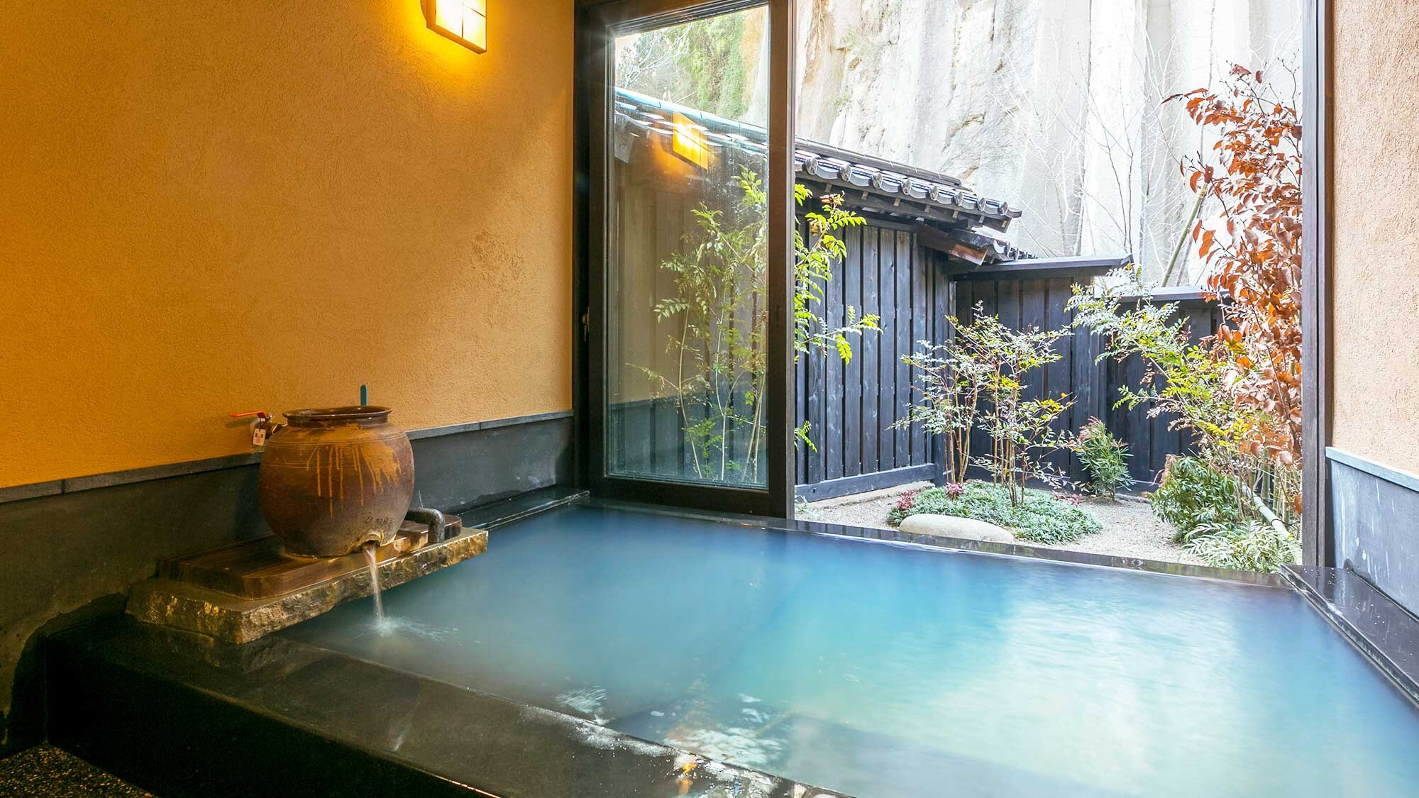 [Family bath/Ichi no Yu] Three different types of baths. If you would like to use them, please make a reservation at the front desk.