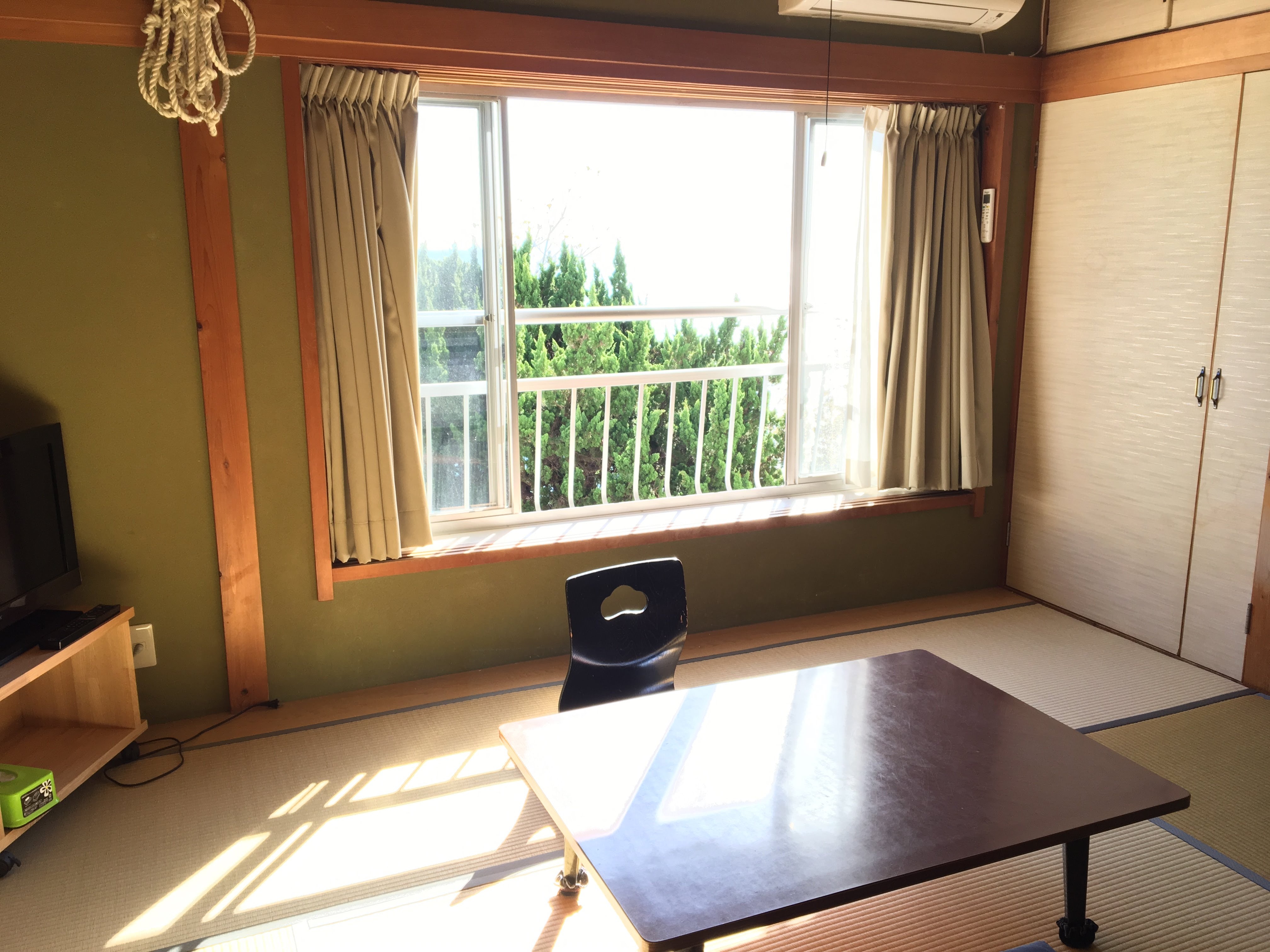 Room (example)