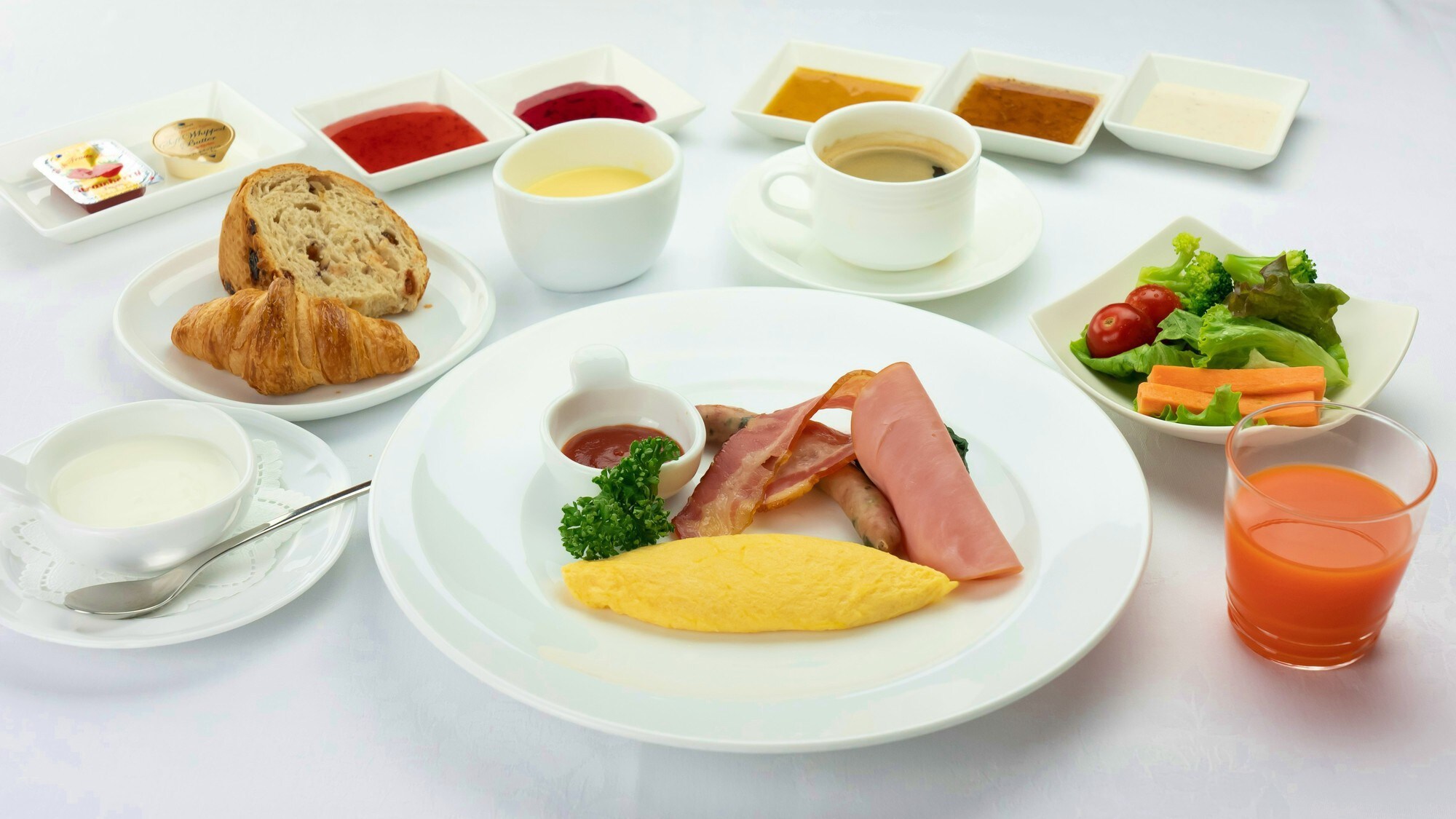 Breakfast and Western set menu