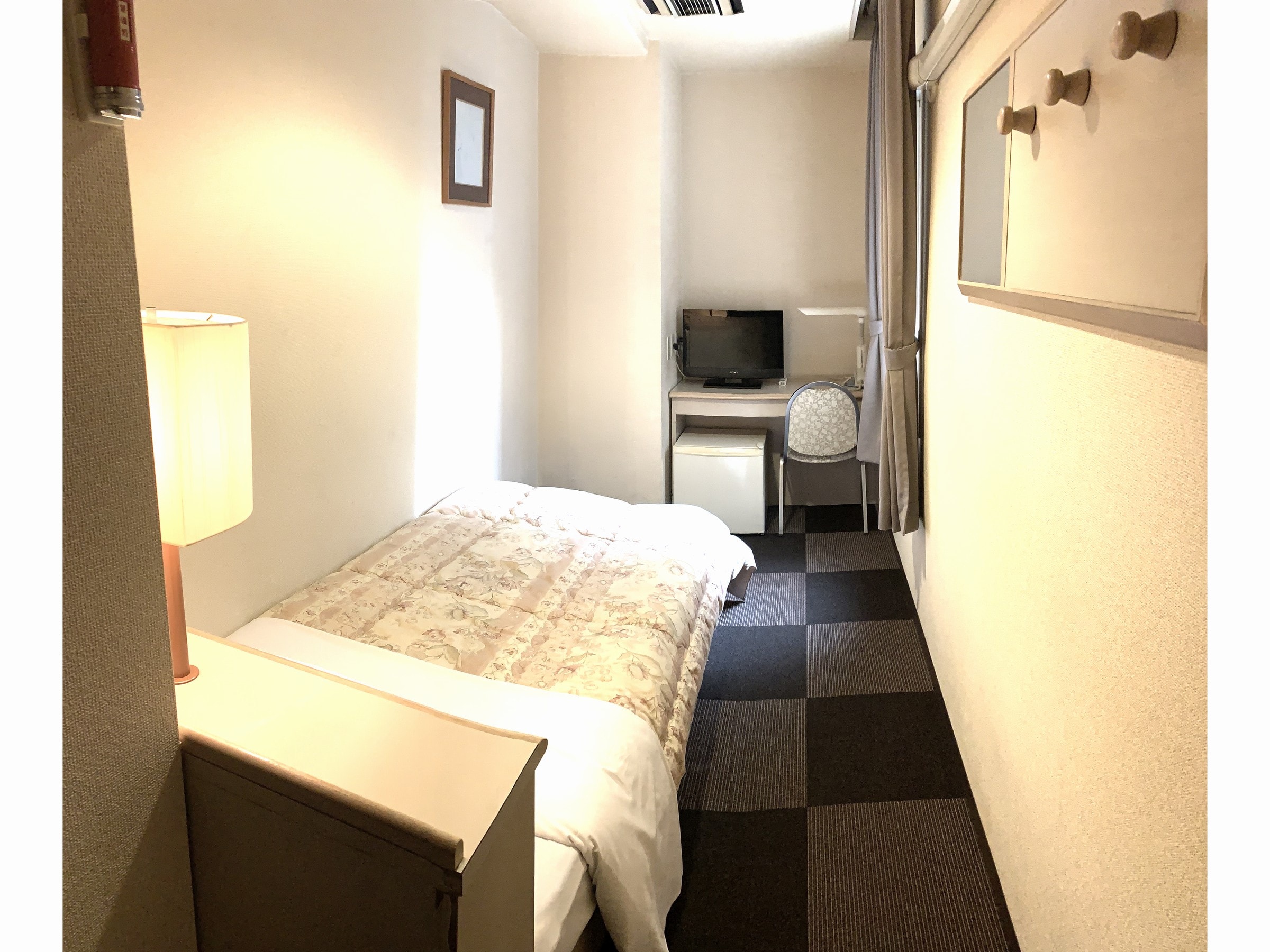 Western-style single