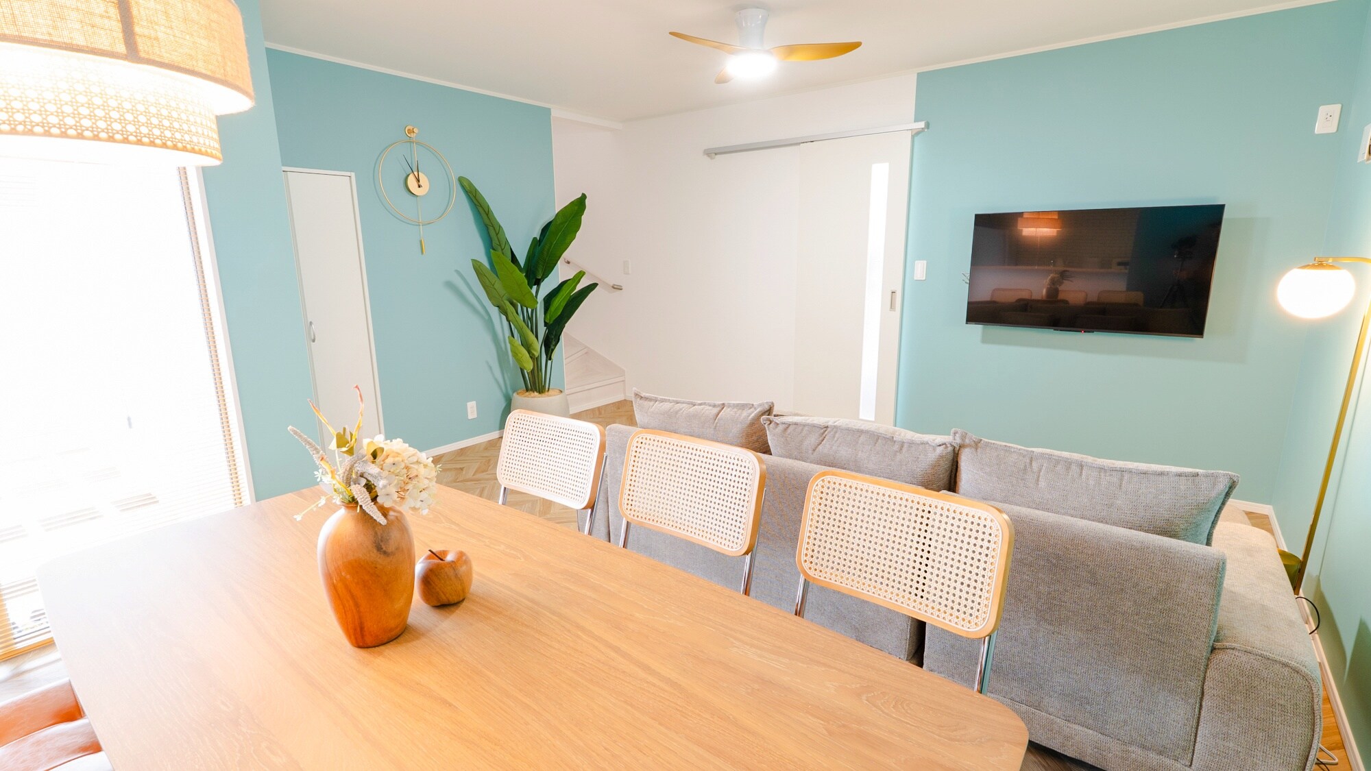 Building A: Living/dining room