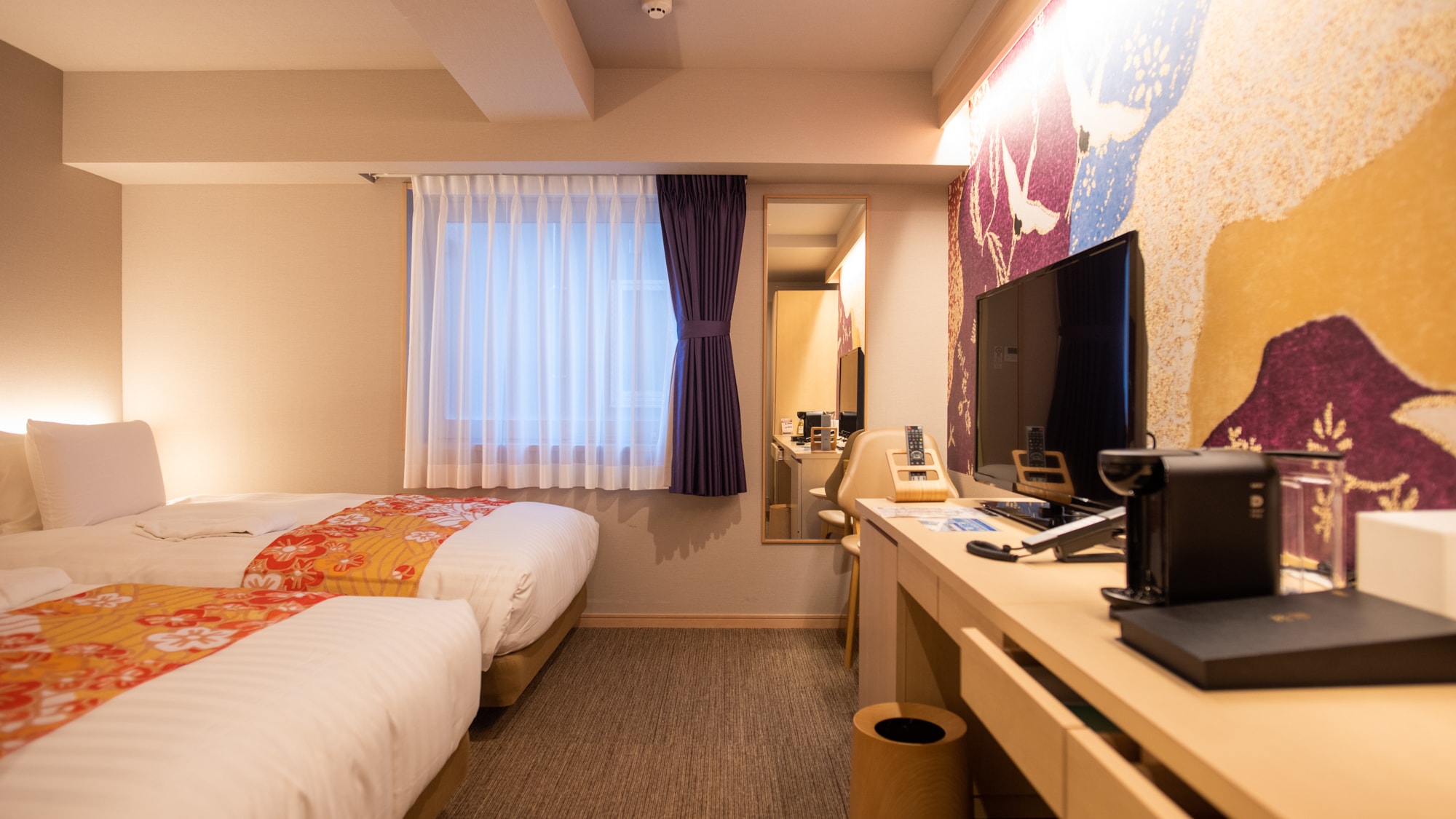 Universal Twin Room