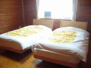 建筑物内。
