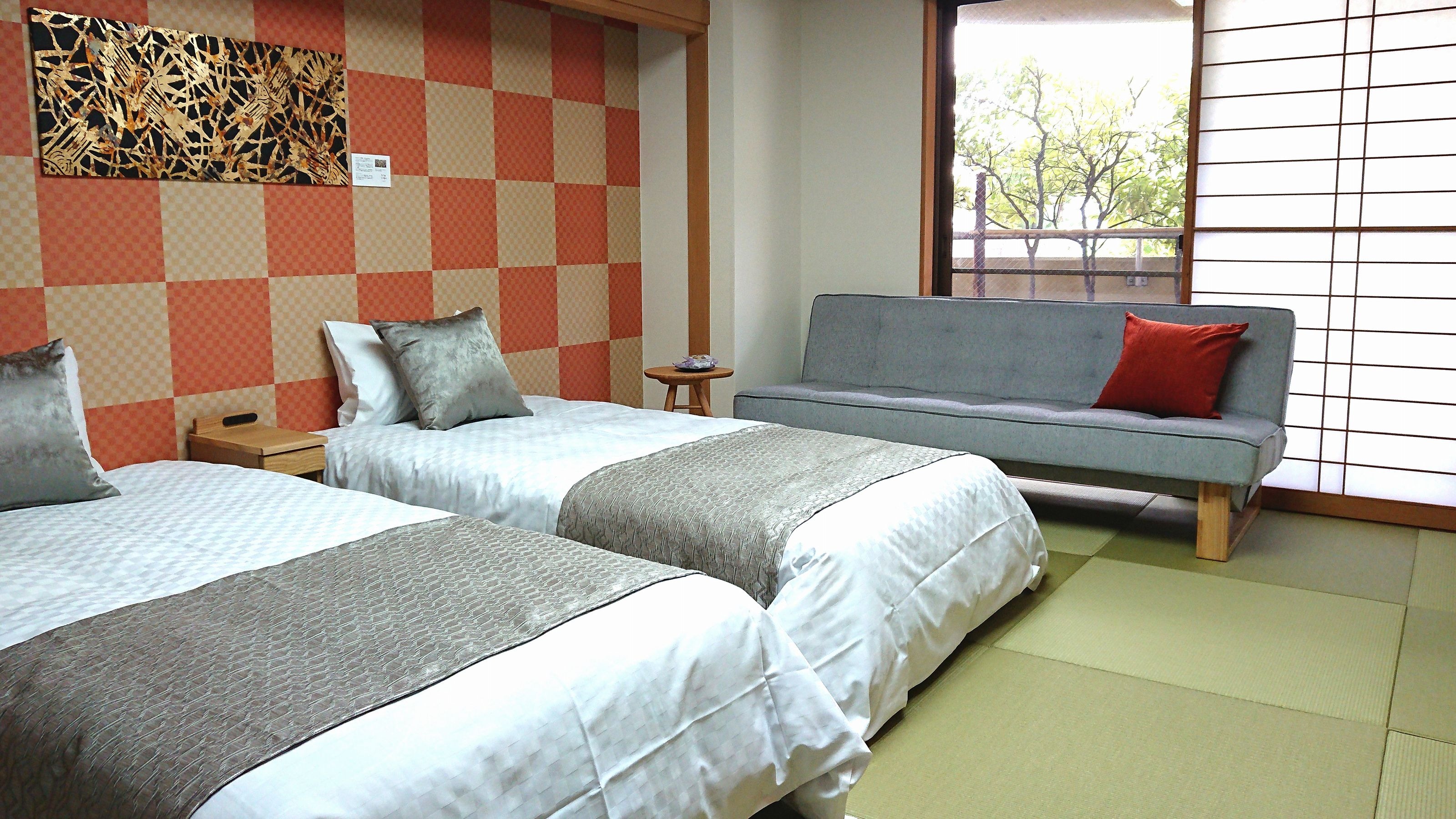 General guest room Japanese-style bed image ♪ Twin beds are available in the Japanese-style room.