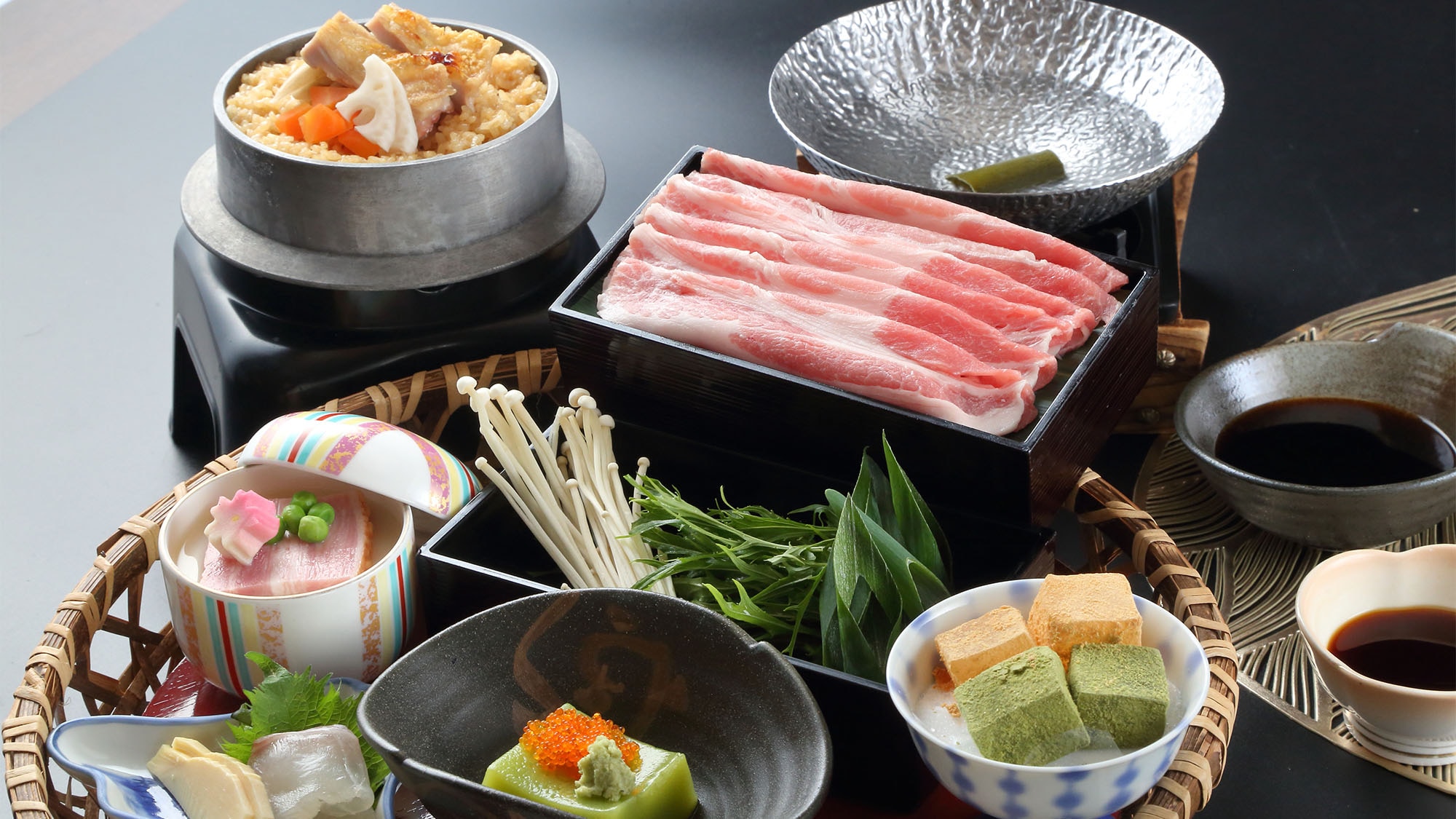 ・【釜めし御膳（春）一例：京あじわい鶏】選べる季節替わりの釜めしをご賞味ください