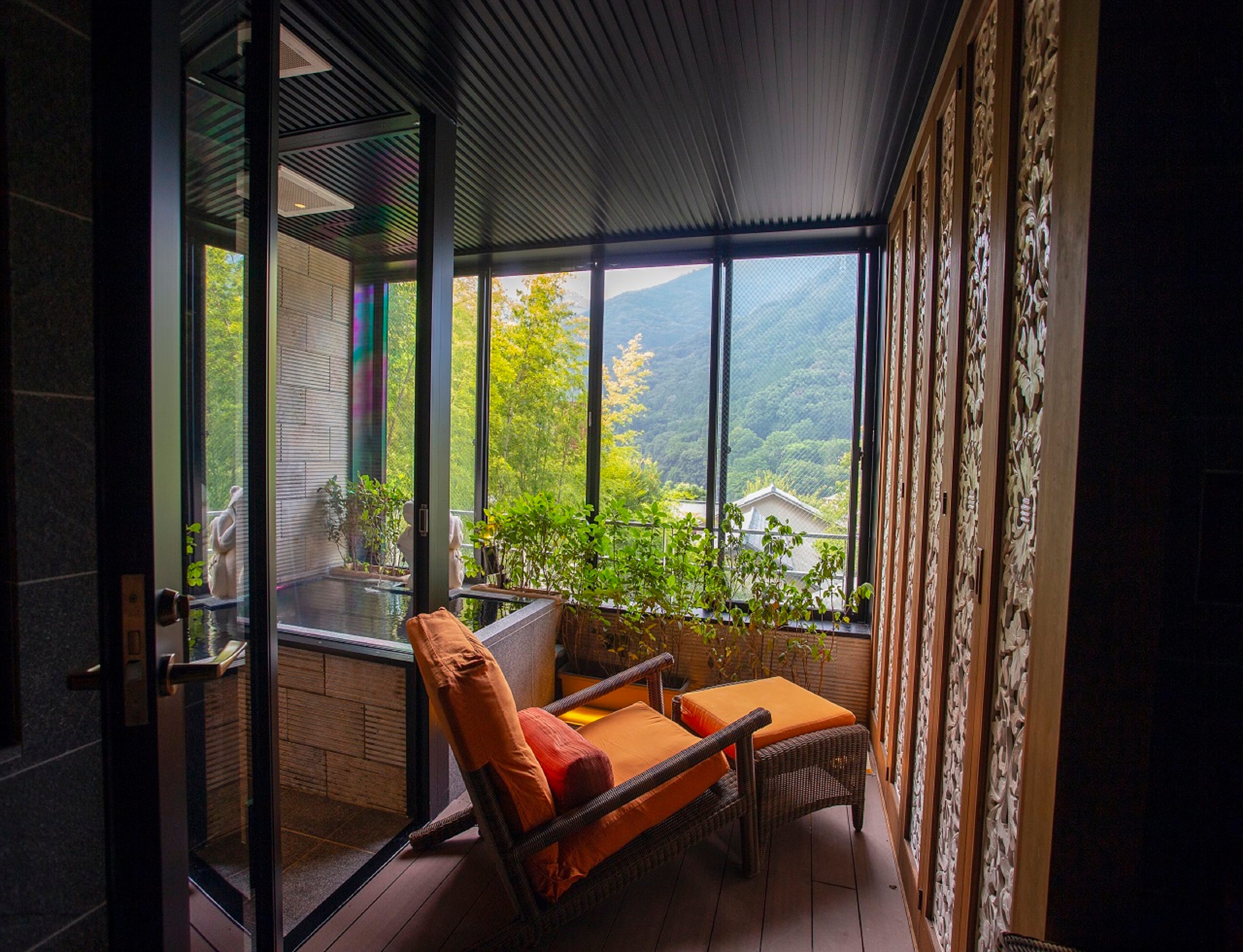 Guest room terrace
