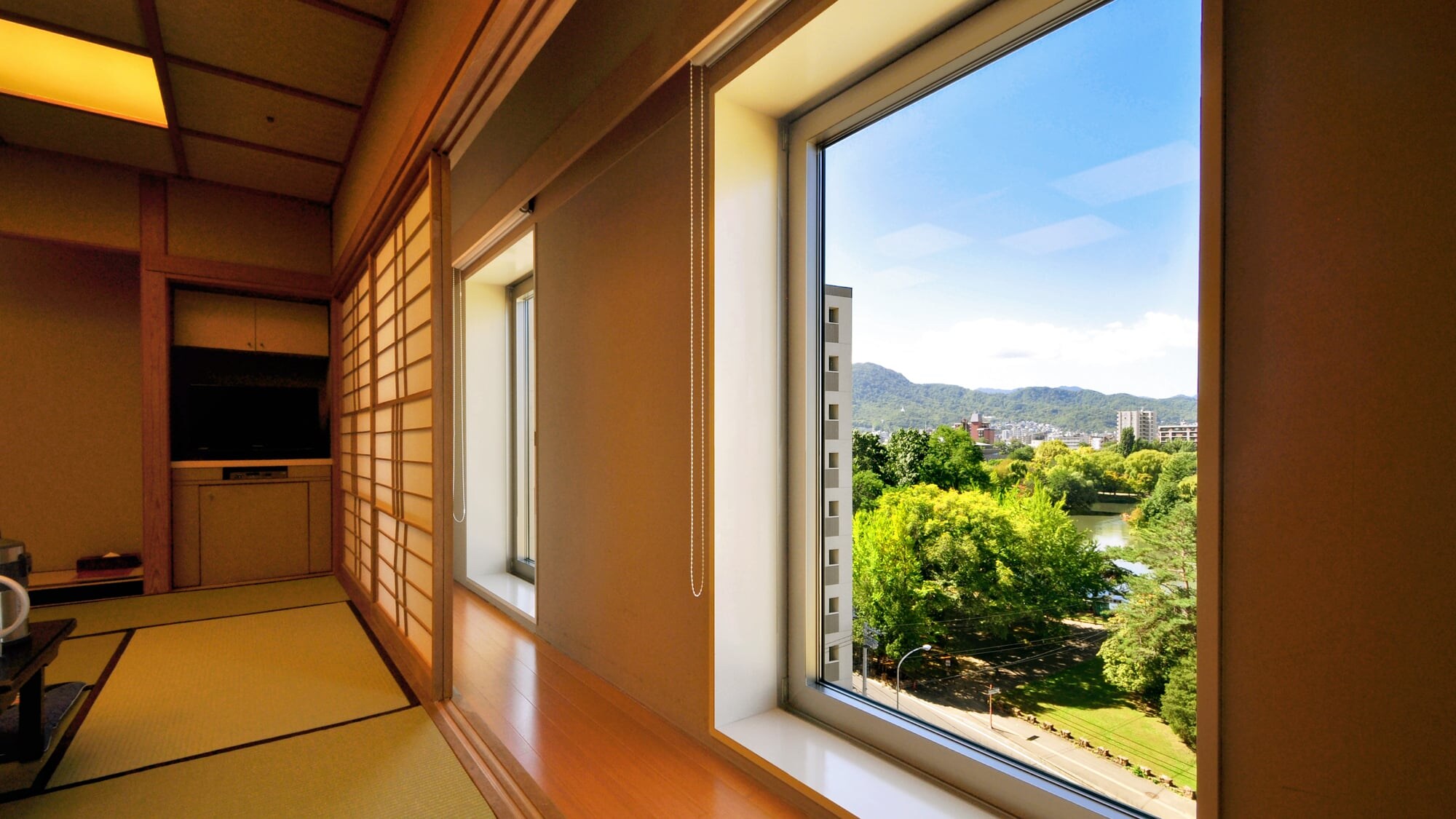 【和室12畳】お部屋の窓からの眺め