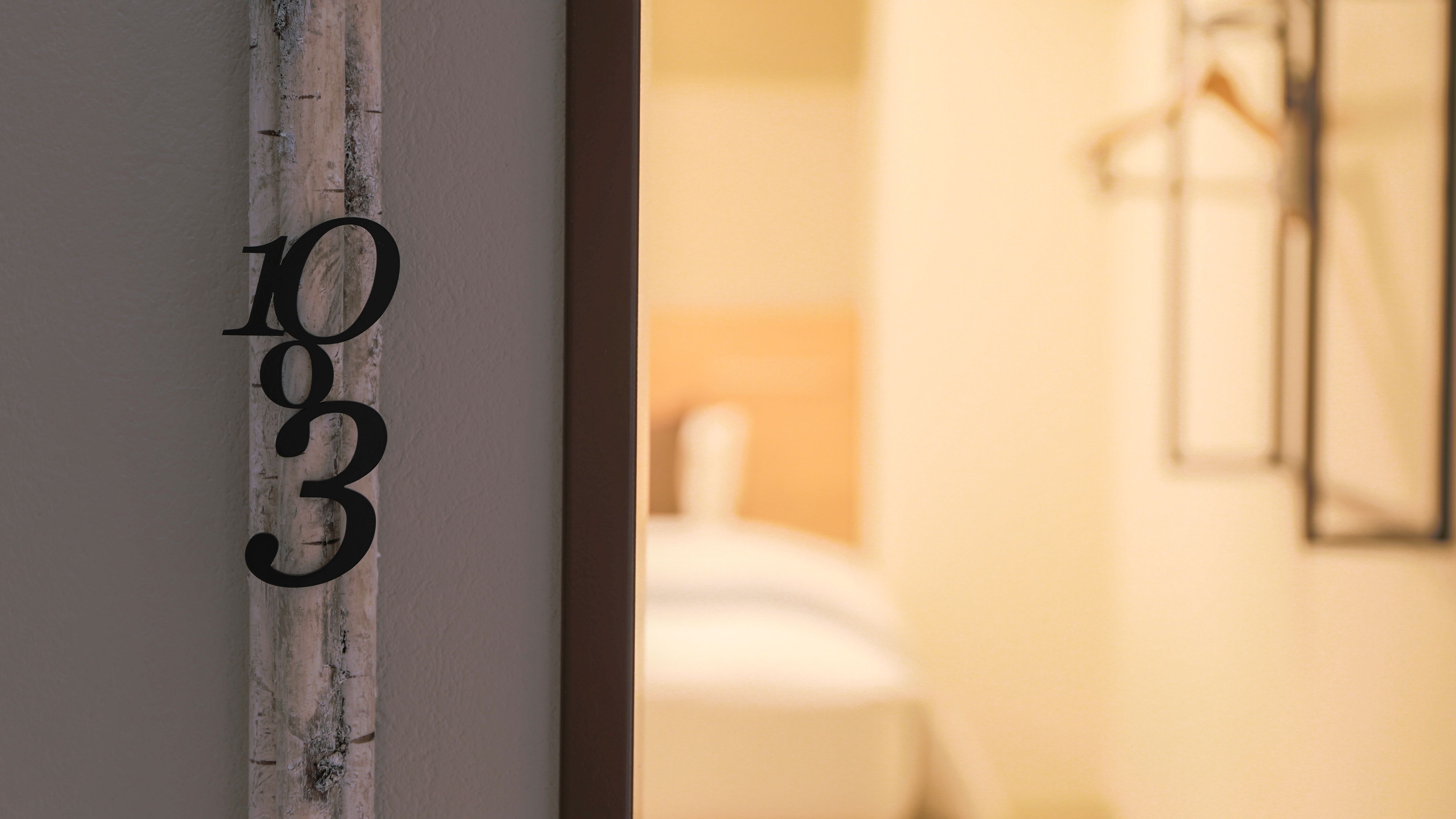 Room number image