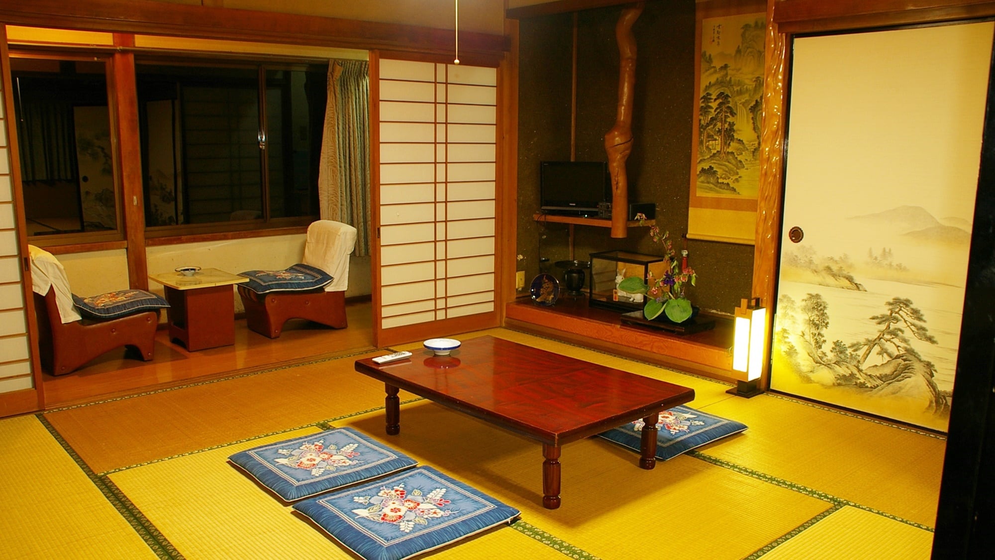 *Example of a Japanese-style room