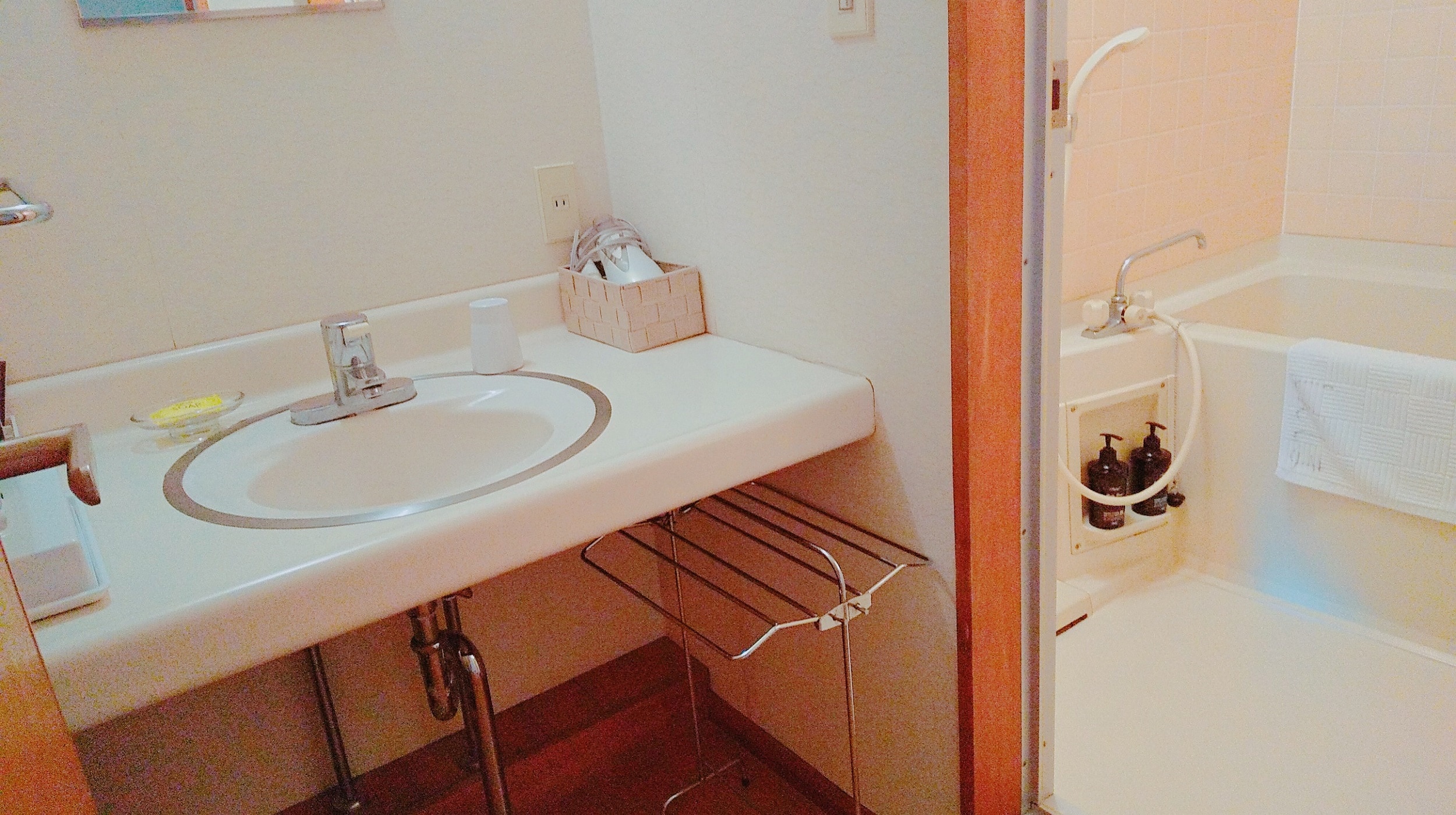 (A) 西館日式房間帶浴室和衛生間