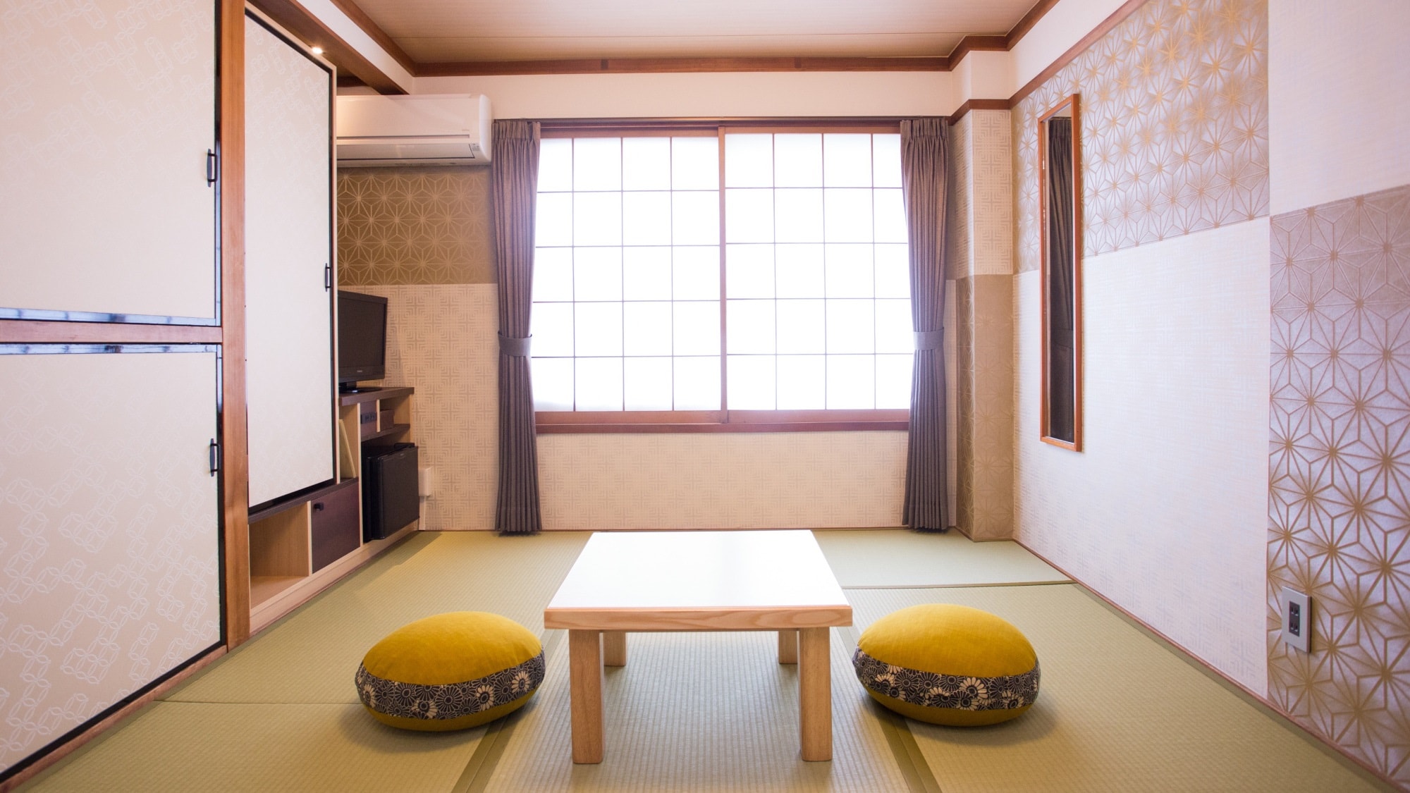 Gedung Selatan 6 tatami kamar bergaya Jepang (contoh)
