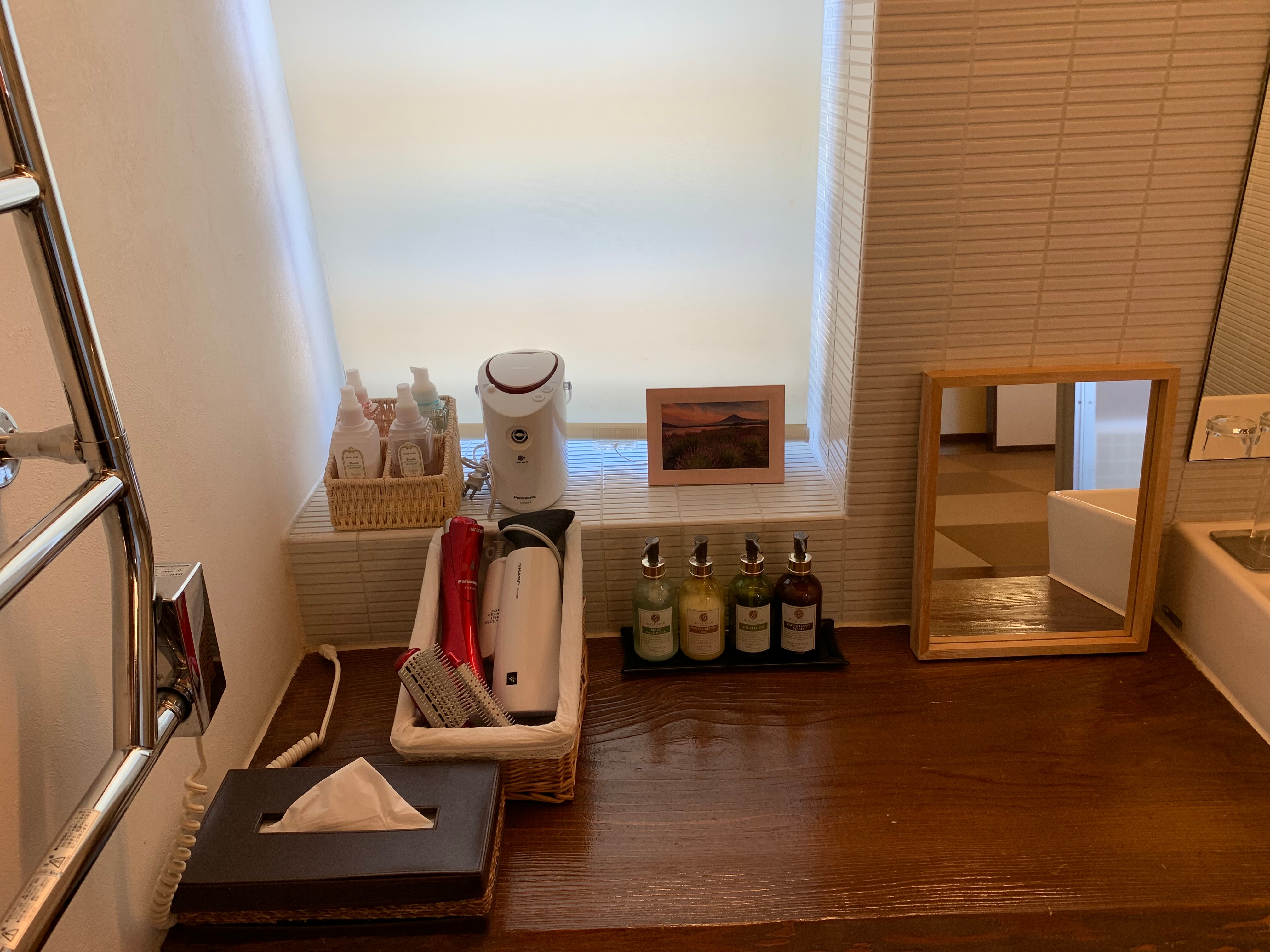 201.202.203 Washbasin