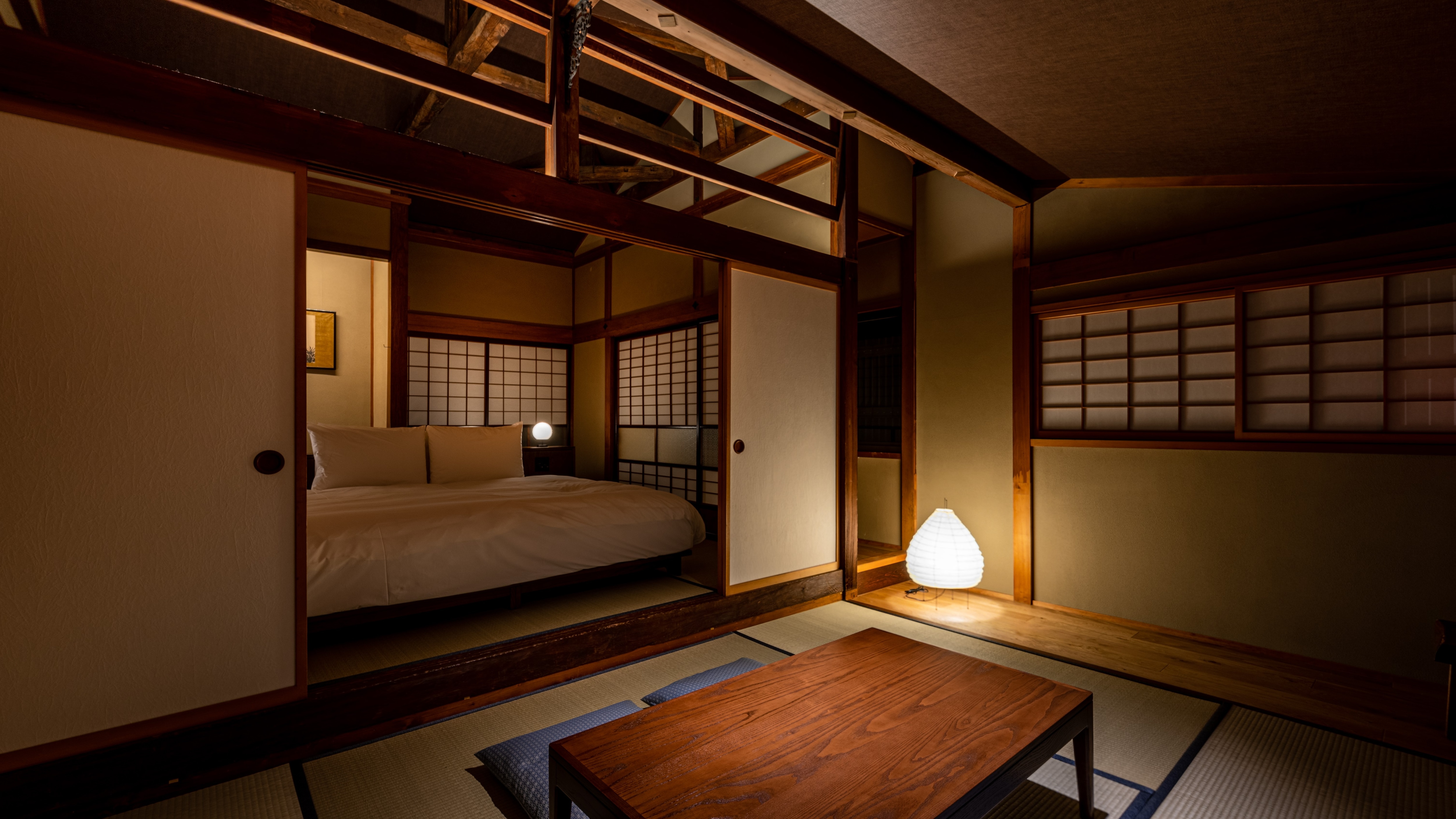 [Toshiyoshiya] Hyakuroku / Seeing changes in history in space, away / with semi-open-air bath