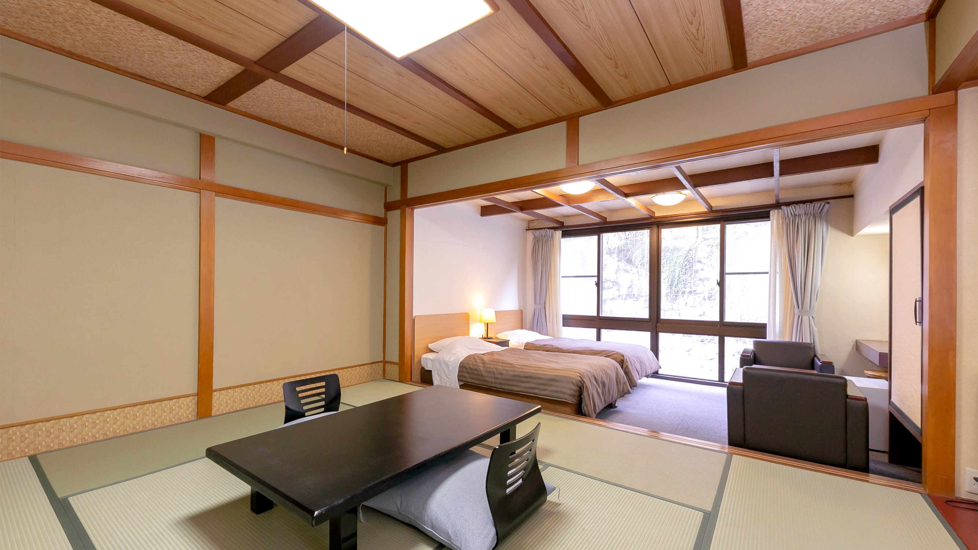[Yanagi-no-Yakata] Japanese-Western style room (non-smoking)