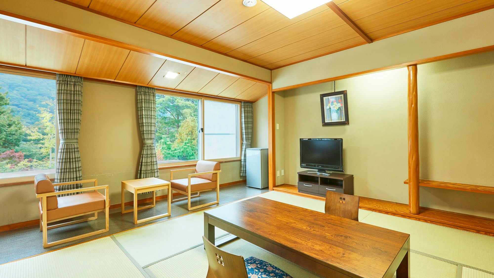 ห้องพักแบบญี่ปุ่น (8 เสื่อทาทามิ)