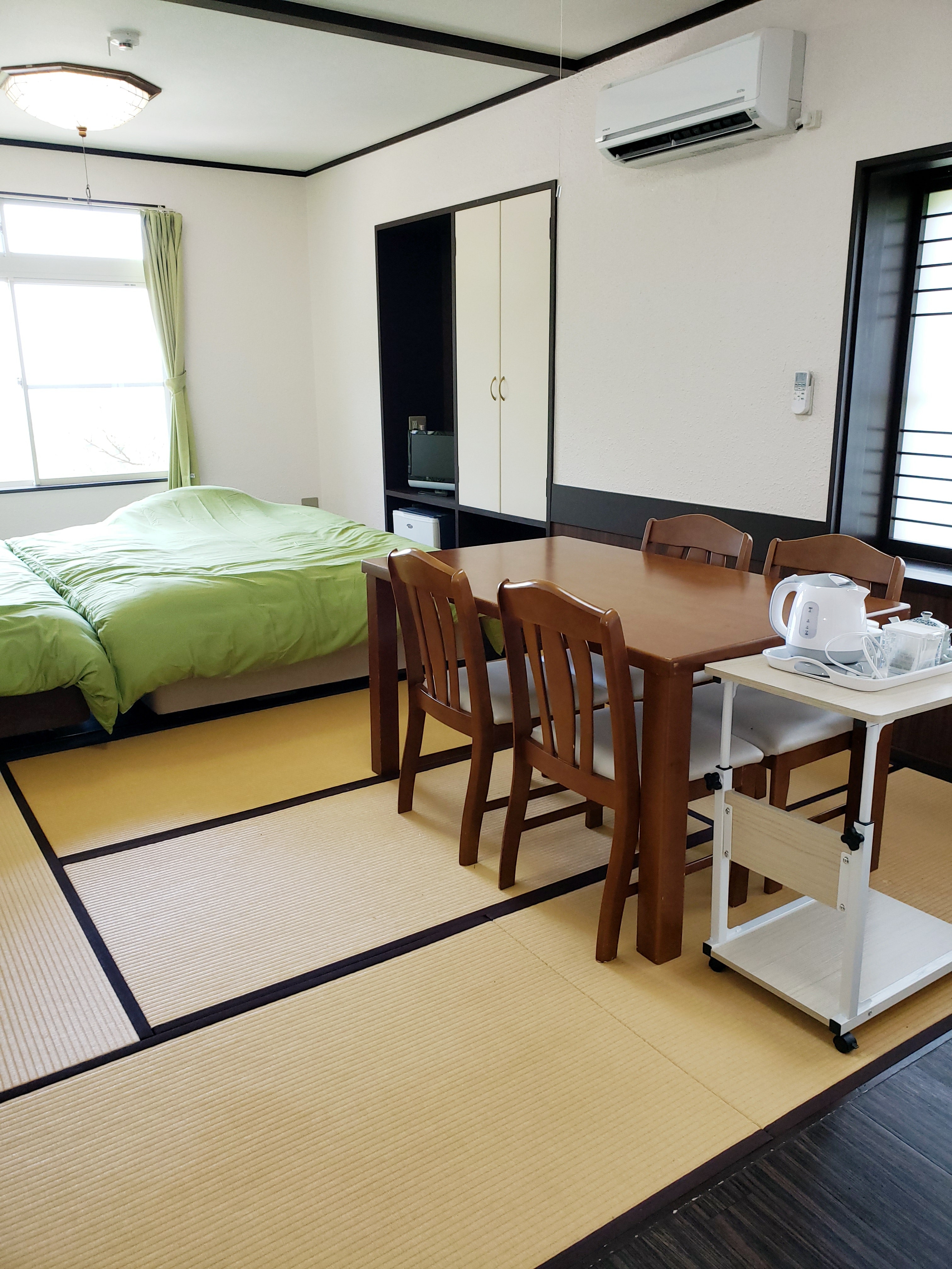 Kamar bergaya Jepang-Barat TIPE A